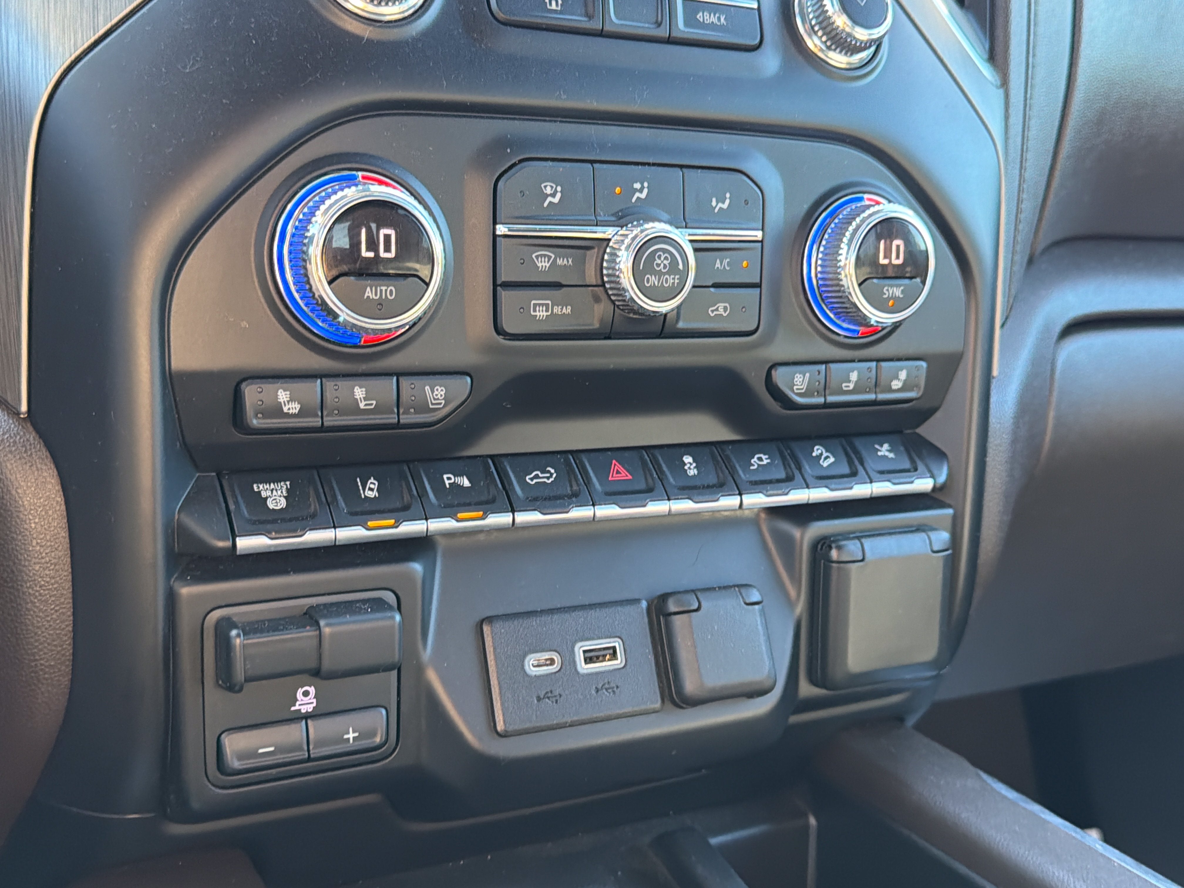 2022 GMC Sierra 3500 HD Denali