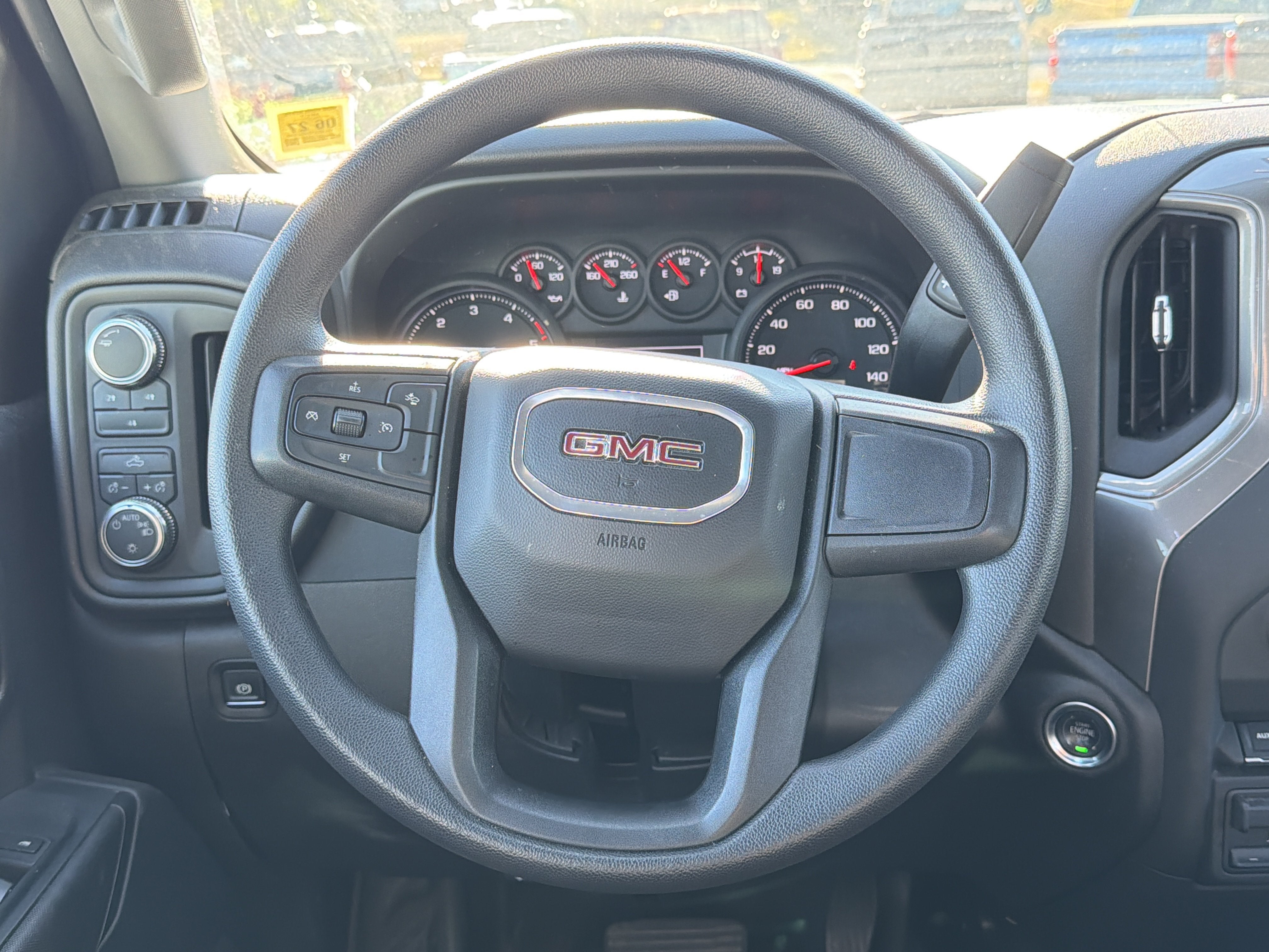 2025 GMC Sierra 2500 HD Pro