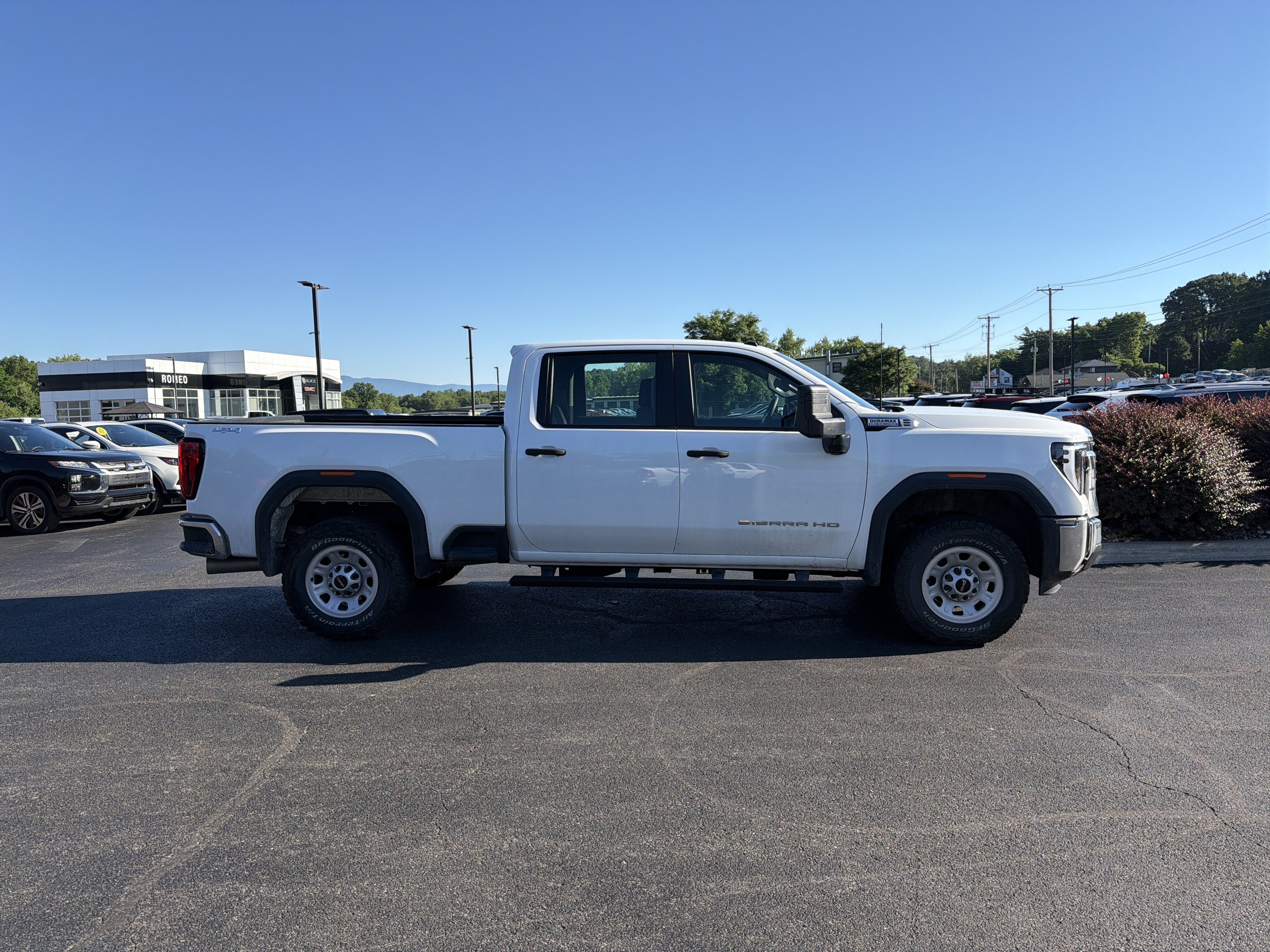2025 GMC Sierra 2500 HD Pro