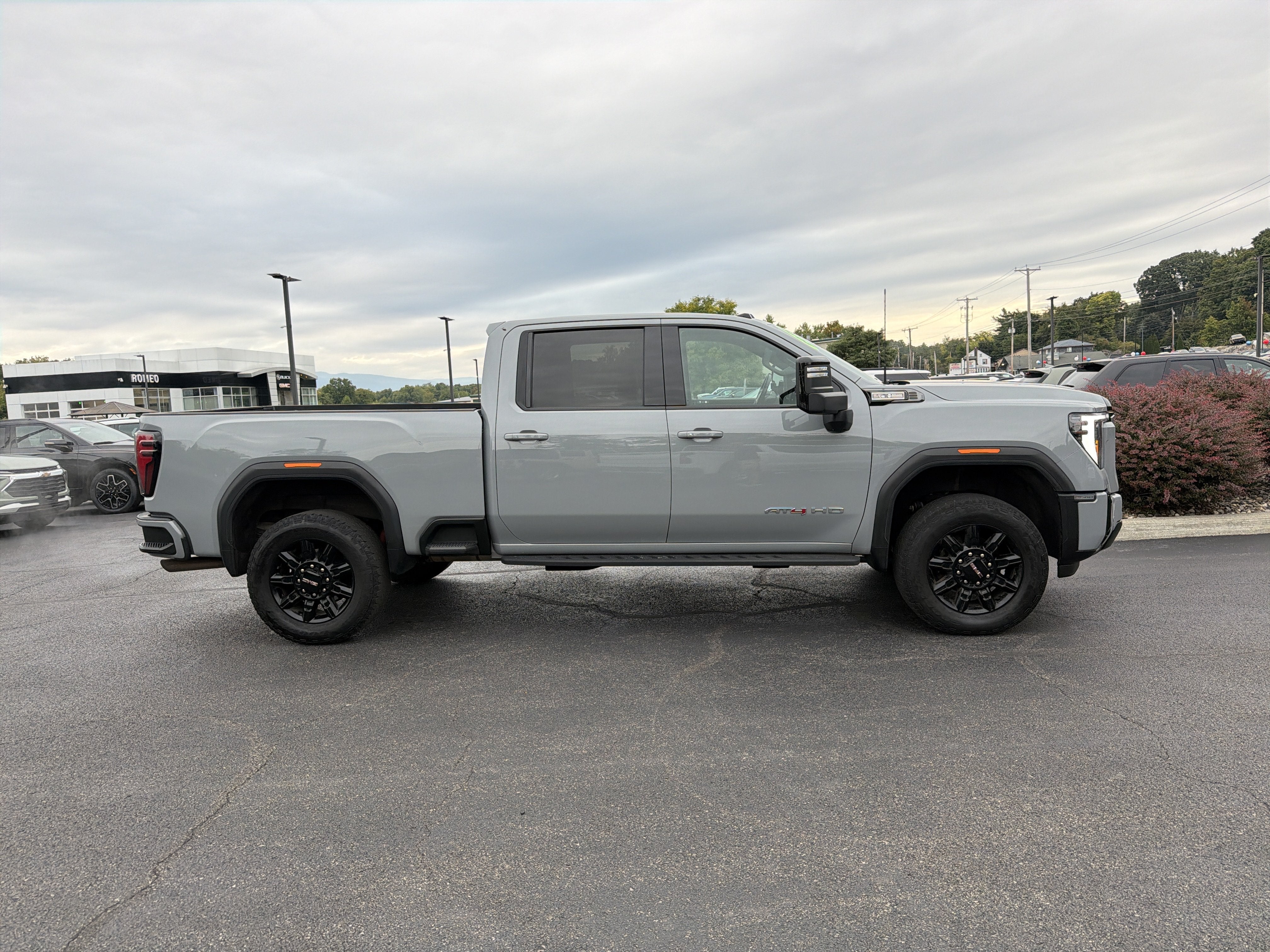 2025 GMC Sierra 2500 HD AT4