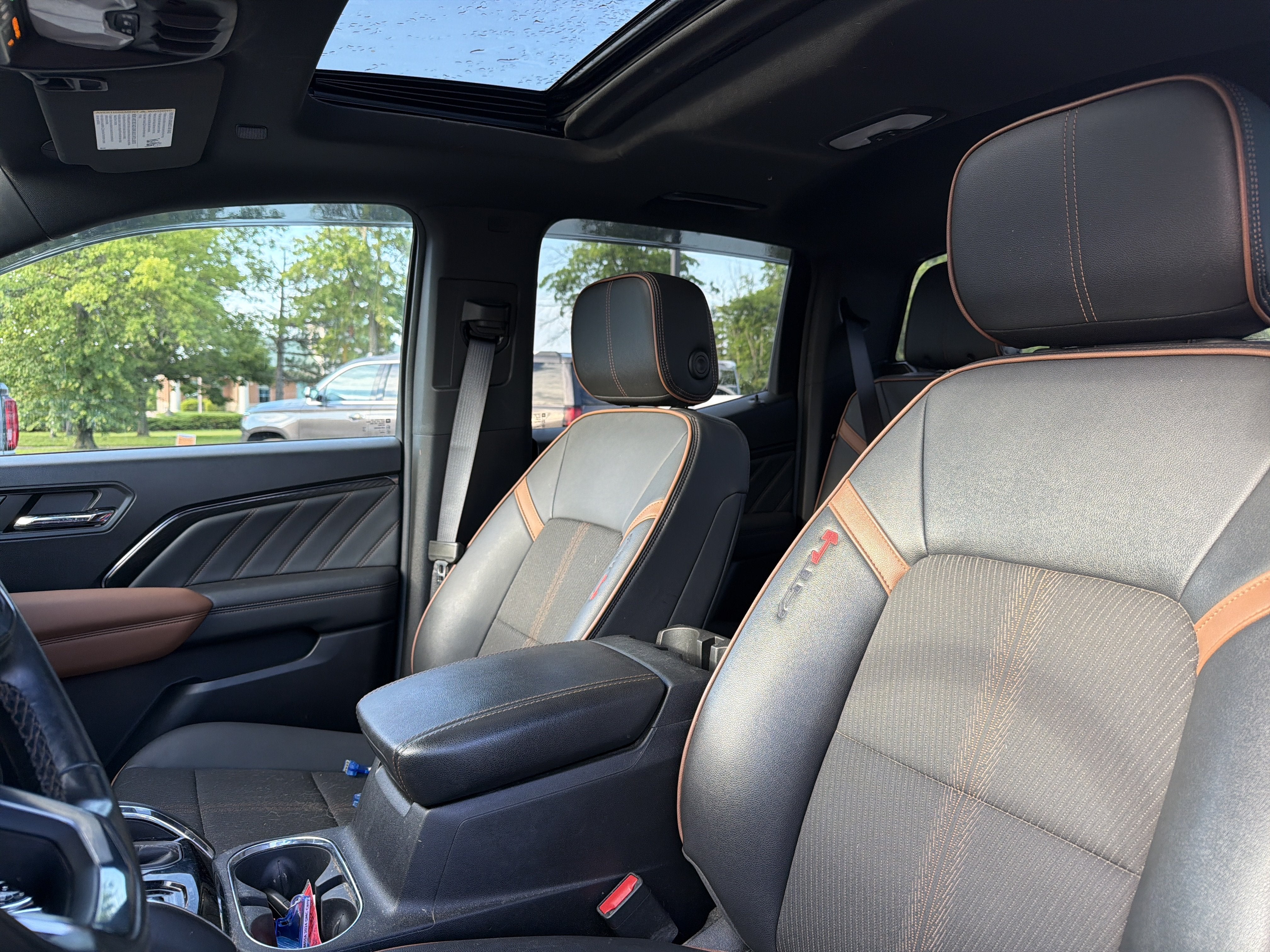 2024 GMC Canyon AT4