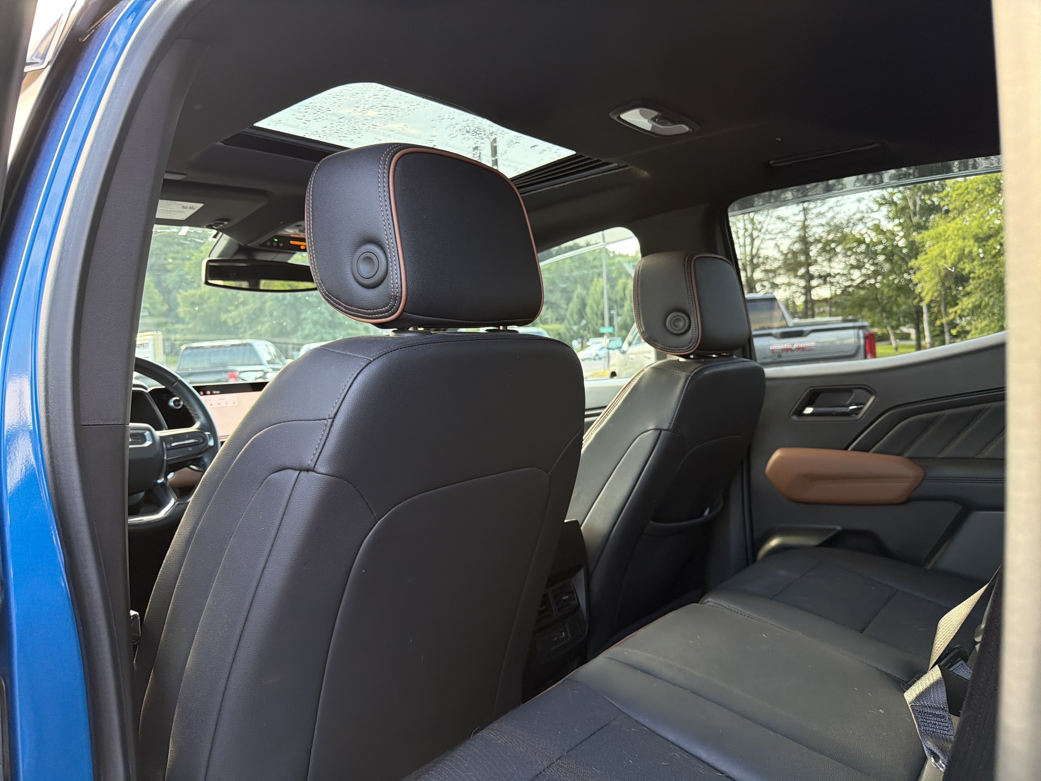 2024 GMC Canyon AT4