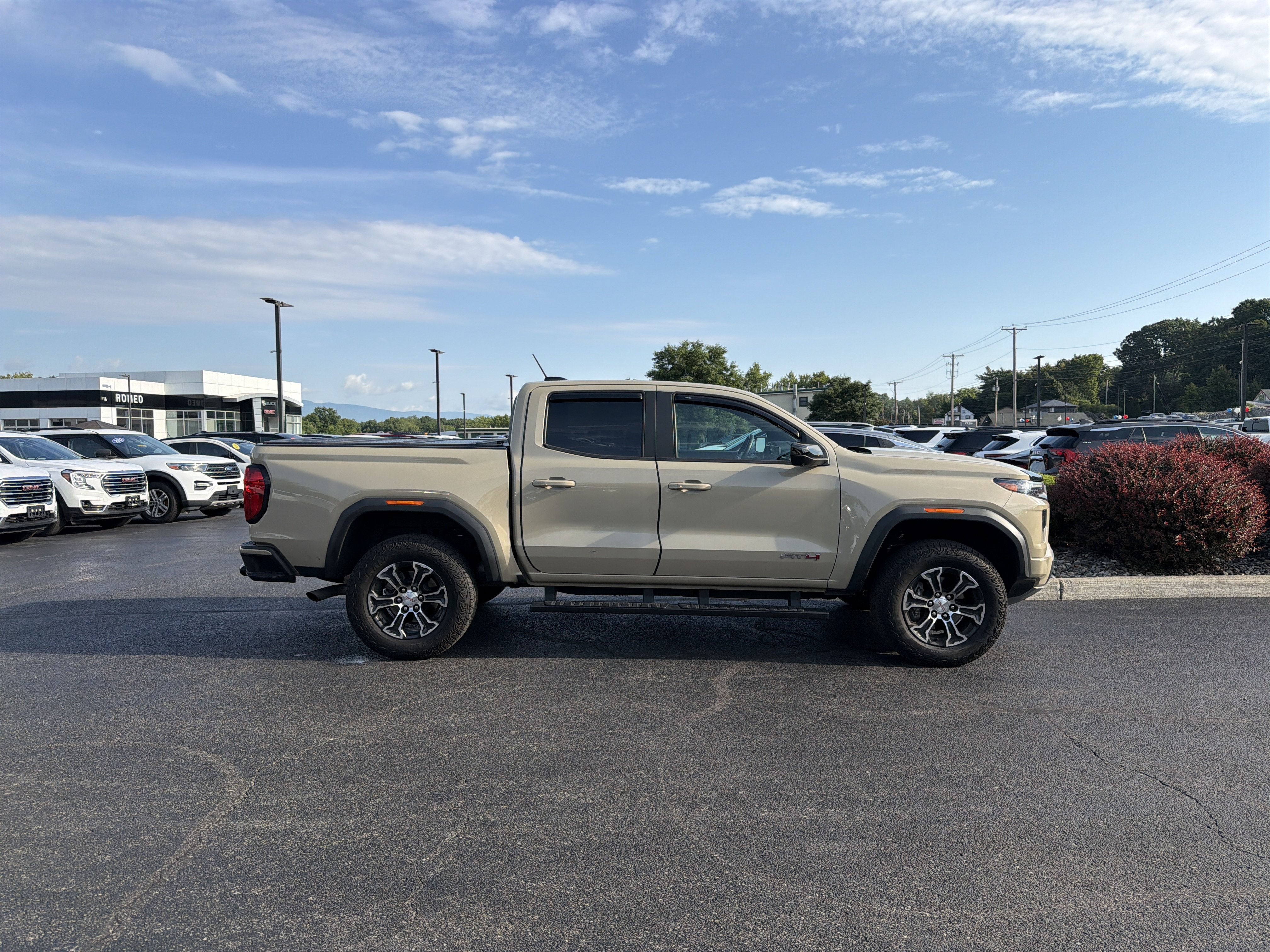 2024 GMC Canyon AT4