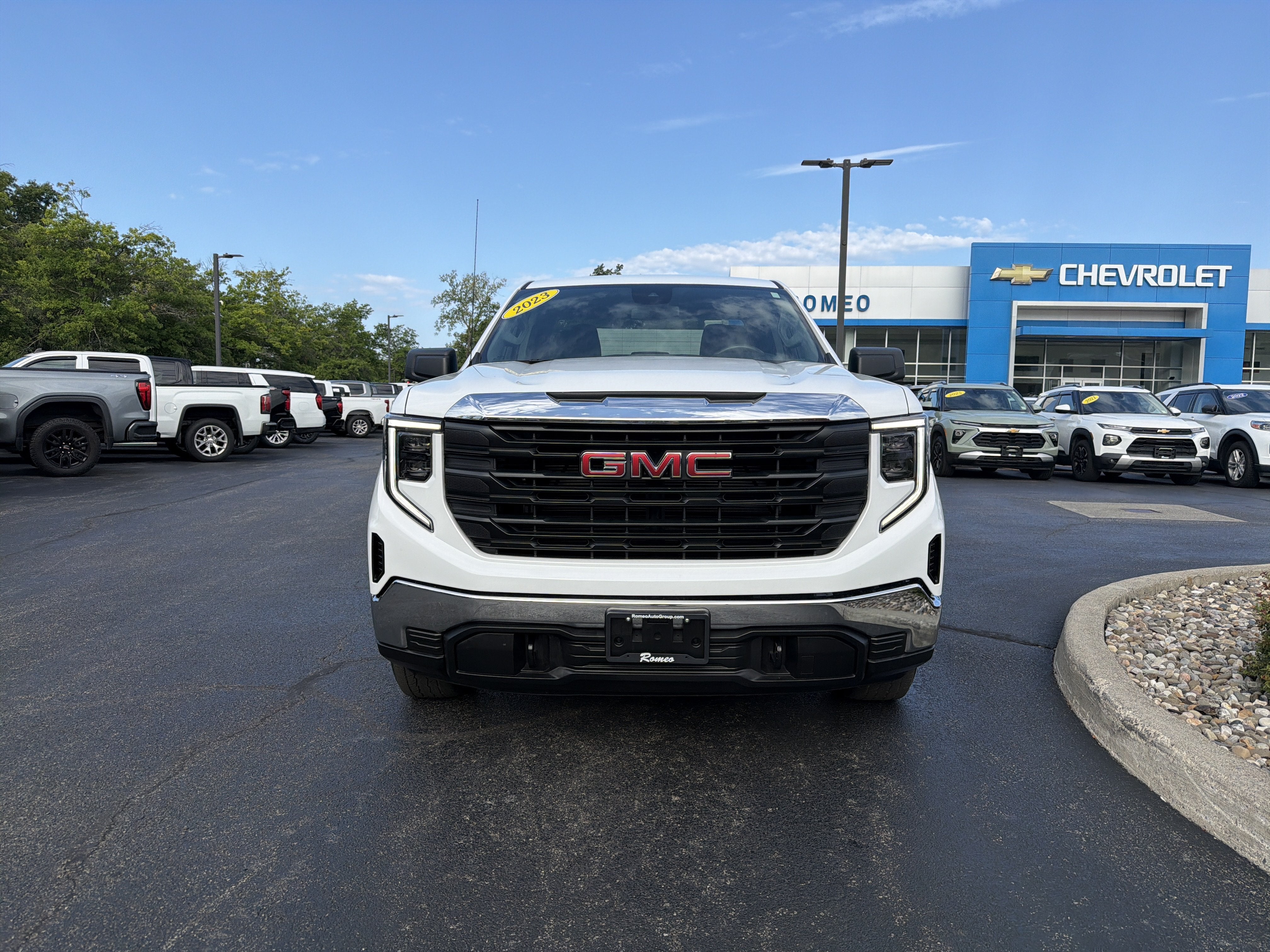 2023 GMC Sierra 1500 Pro
