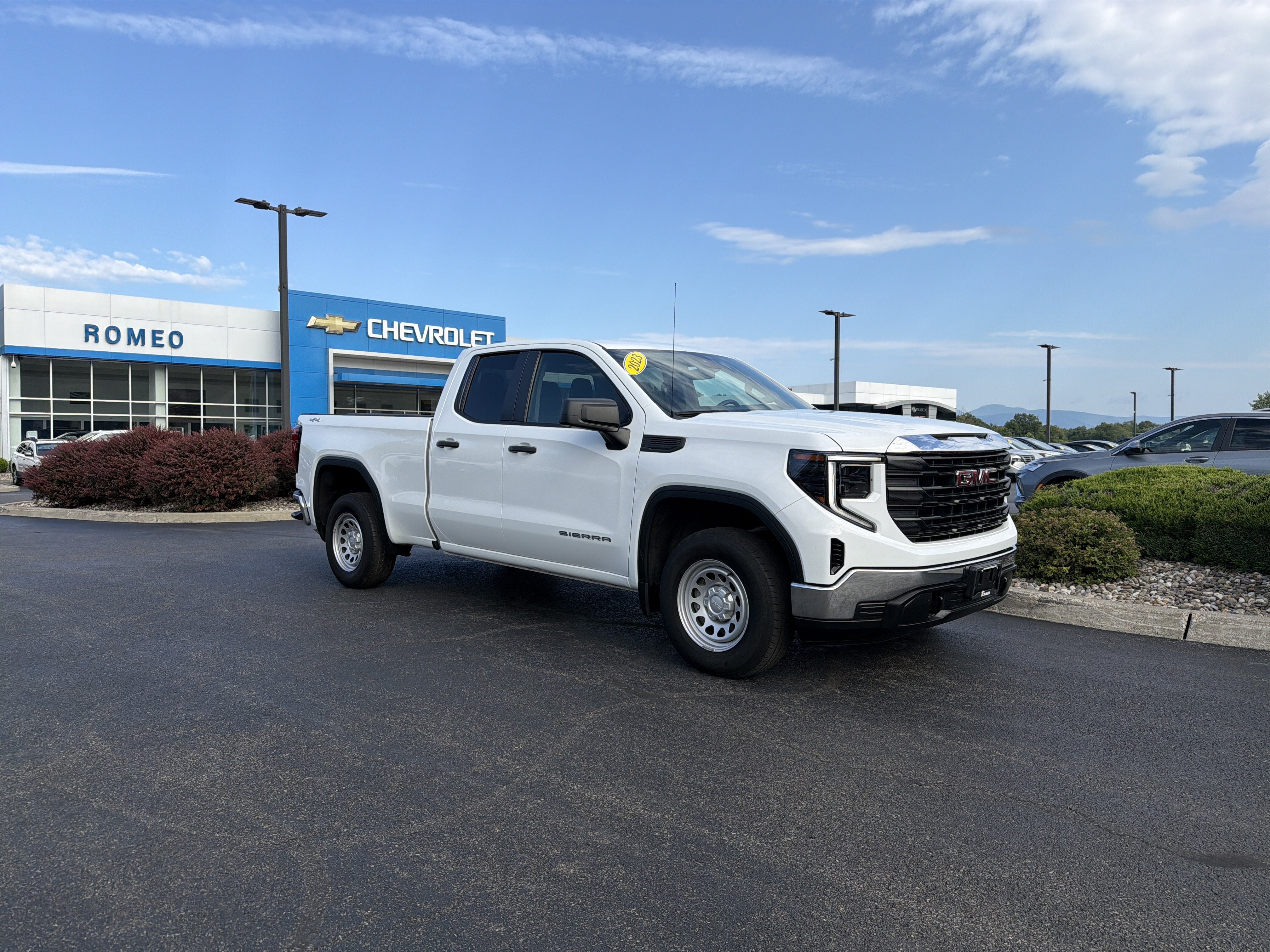 2023 GMC Sierra 1500 Pro