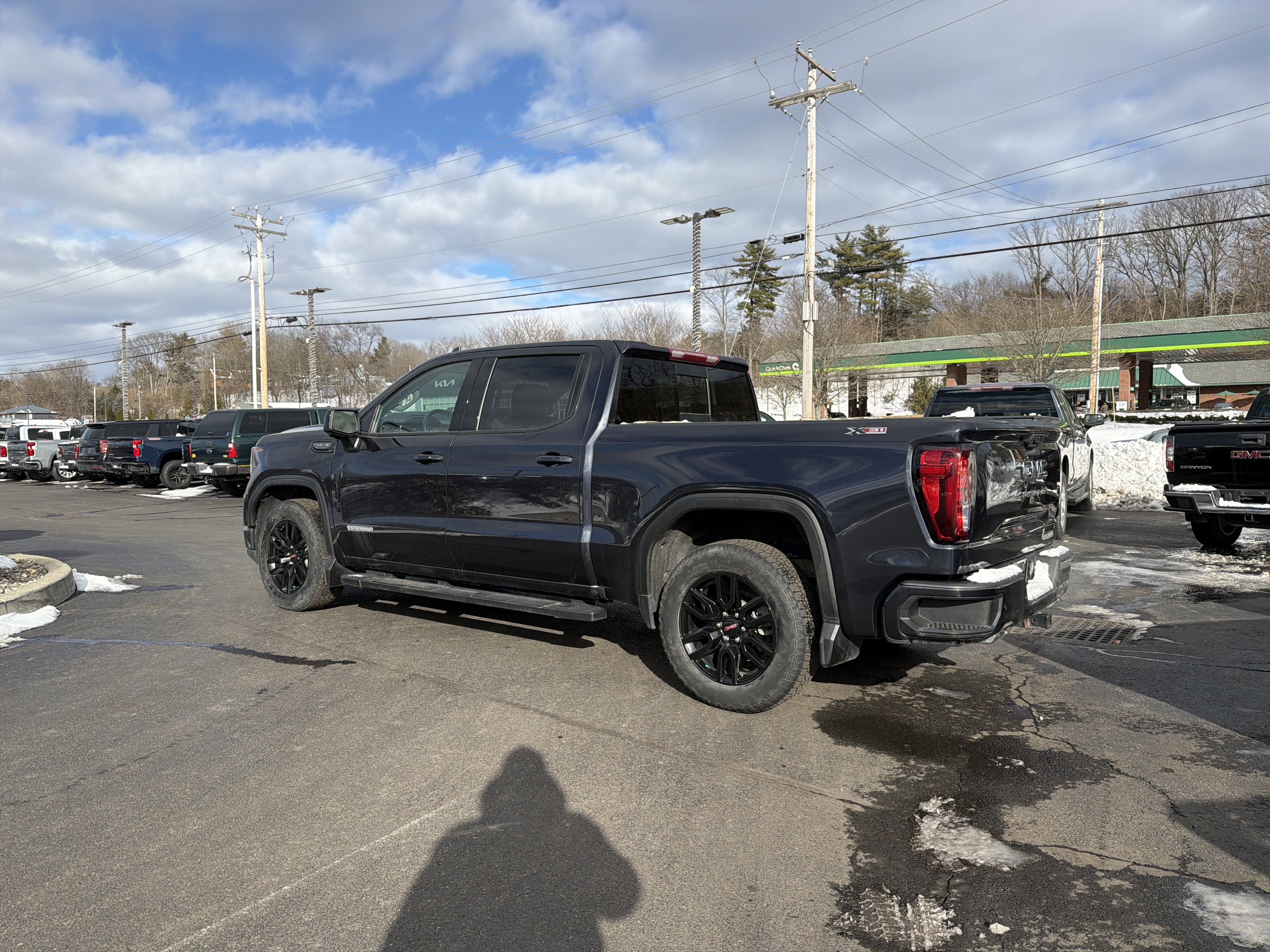 2023 GMC Sierra 1500 Elevation