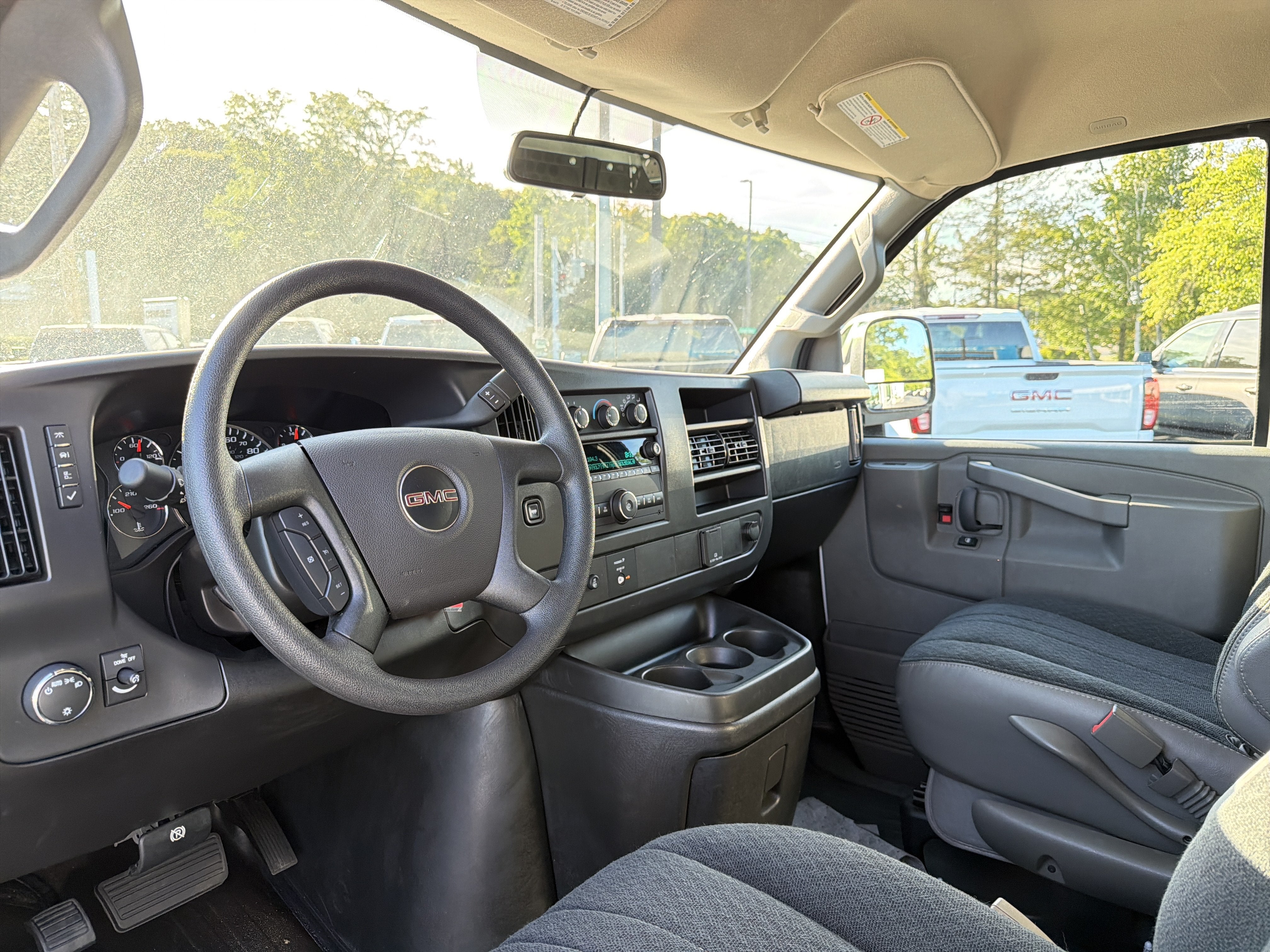 2025 GMC Savana Cargo Work Van