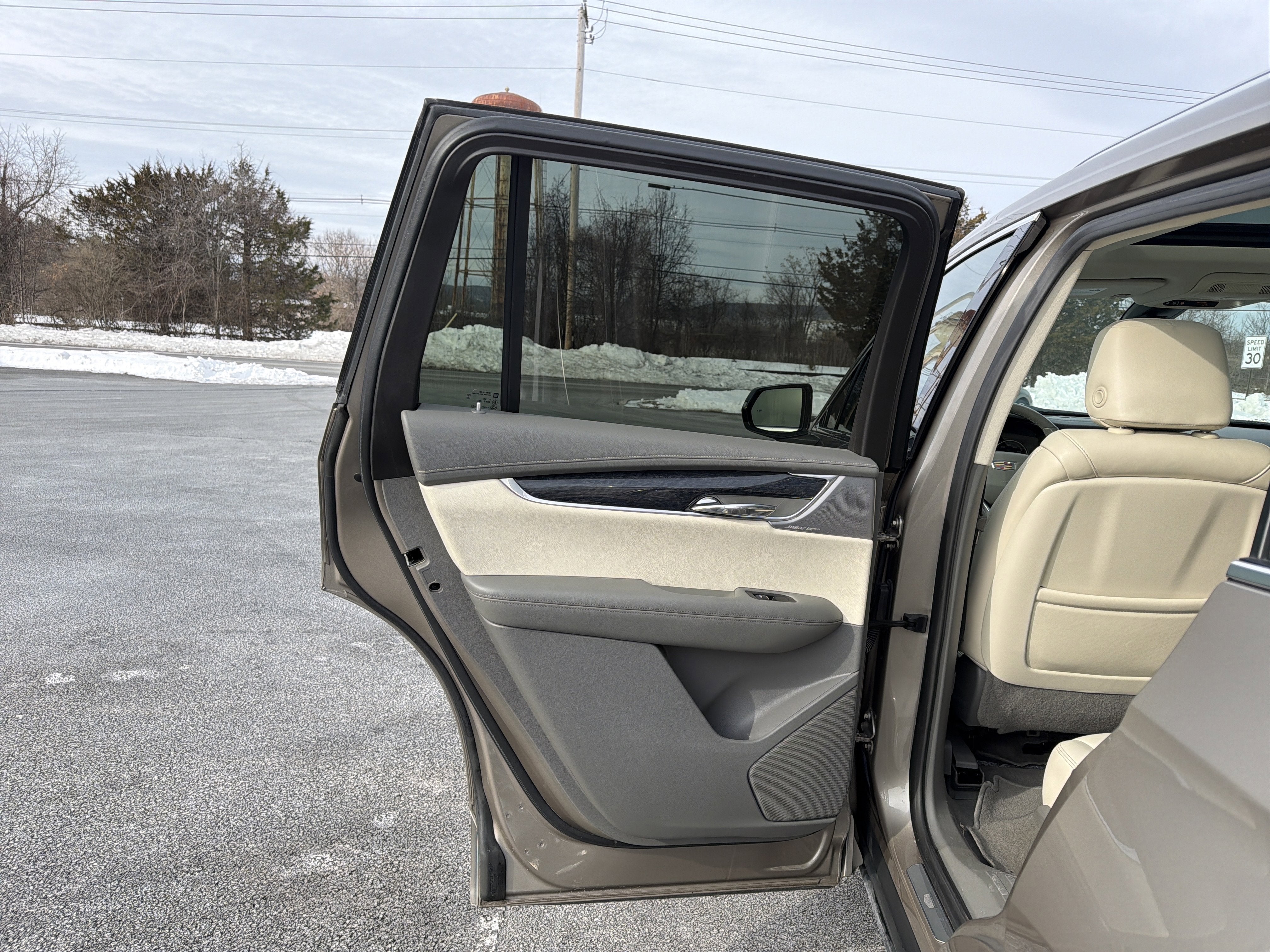 2022 Cadillac XT6 Premium Luxury