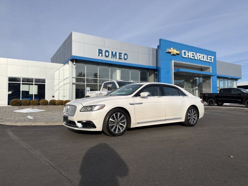 2017 Lincoln Continental Premiere