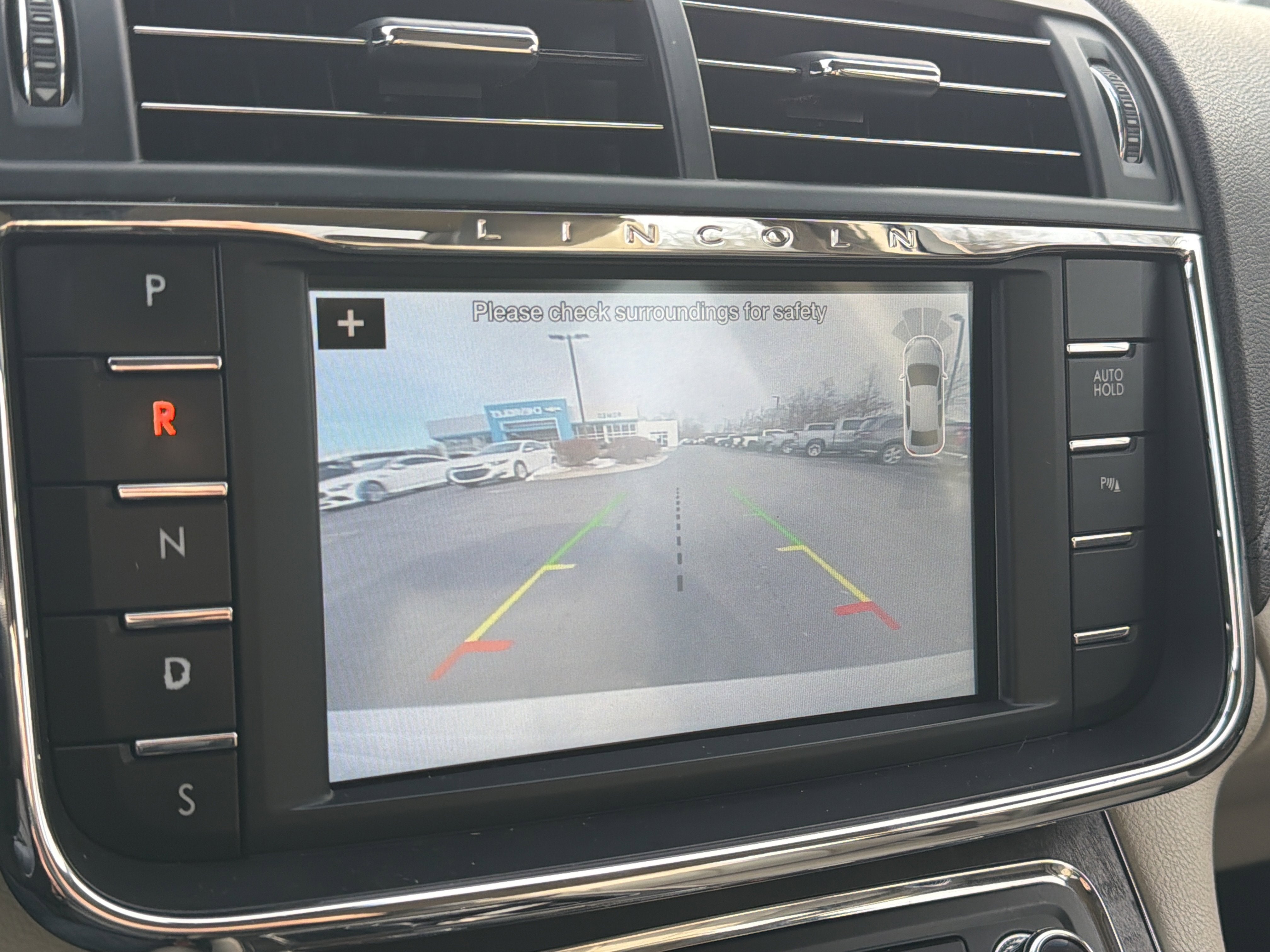 2017 Lincoln Continental Premiere