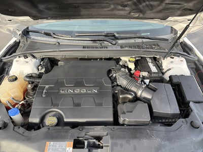 2017 Lincoln Continental Premiere