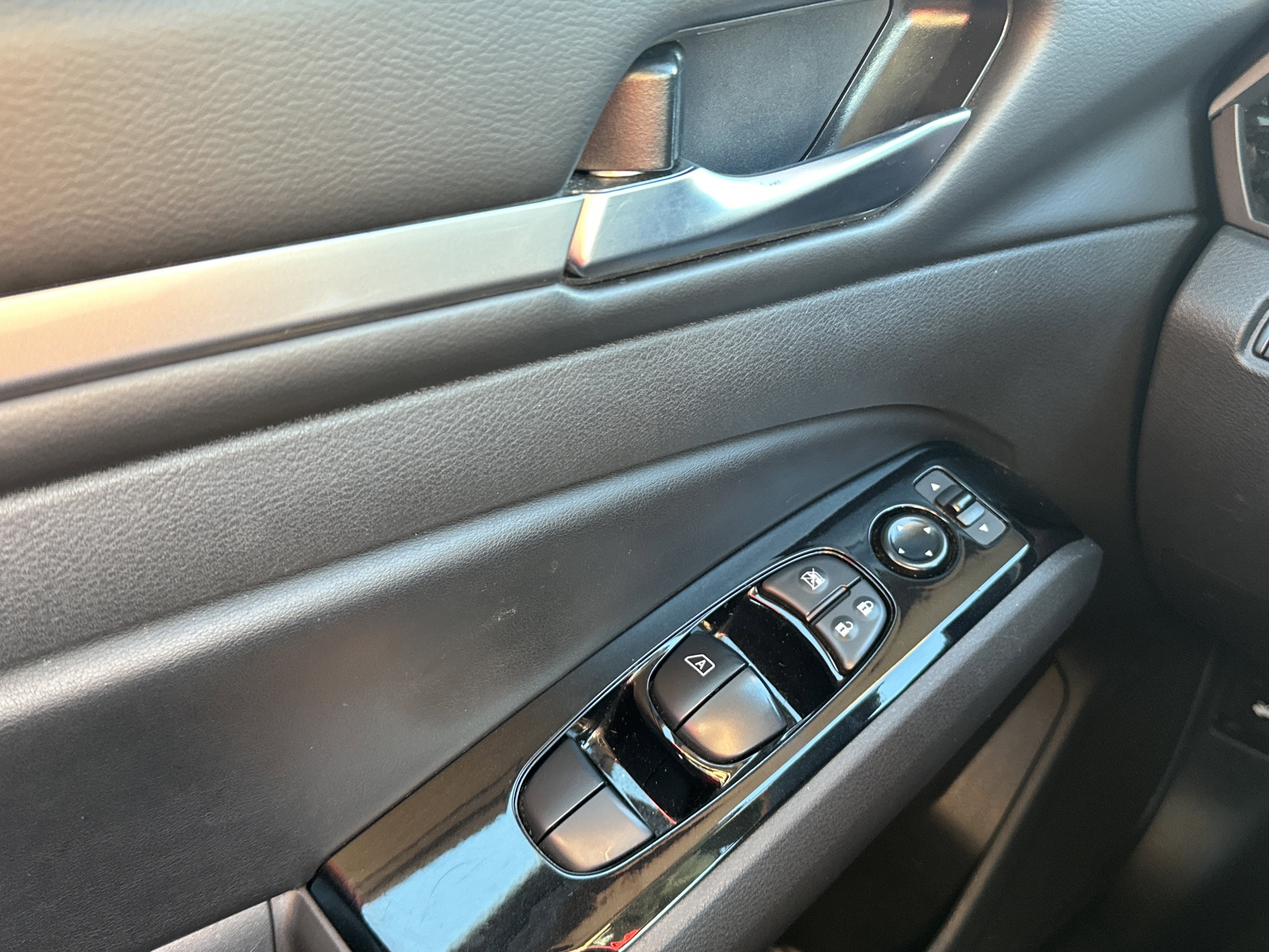 2023 Nissan Altima SV FWD