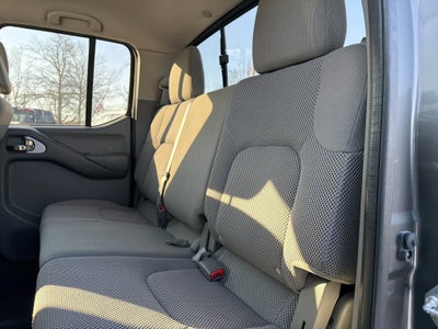 2021 Nissan Frontier Crew Cab SV 4x4