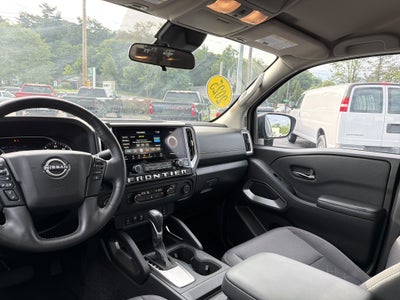2025 Nissan Frontier Crew Cab SV 4x4