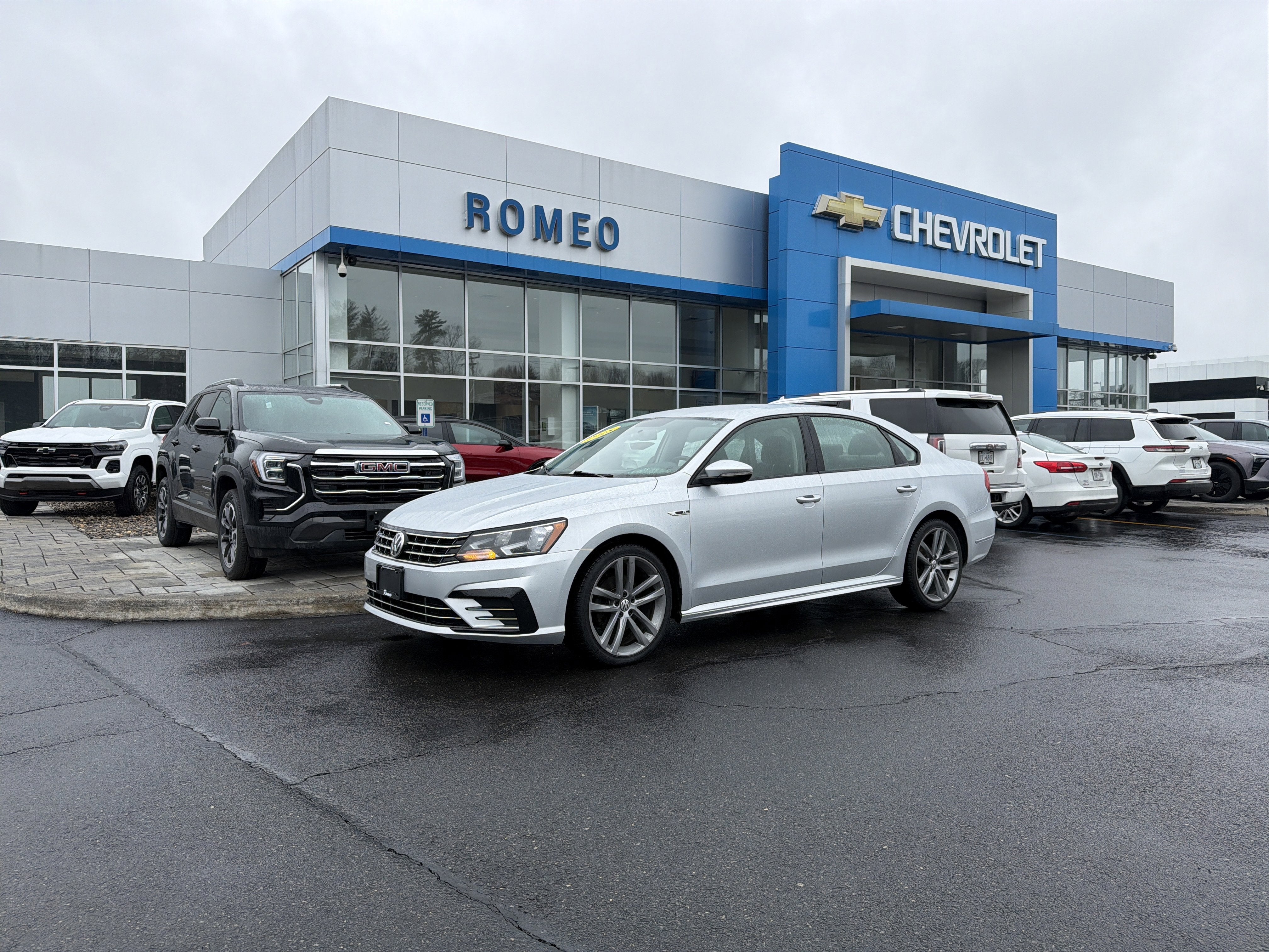 2018 Volkswagen Passat 2.0T S