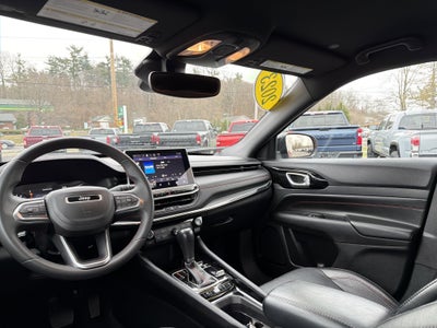 2023 Jeep Compass Trailhawk