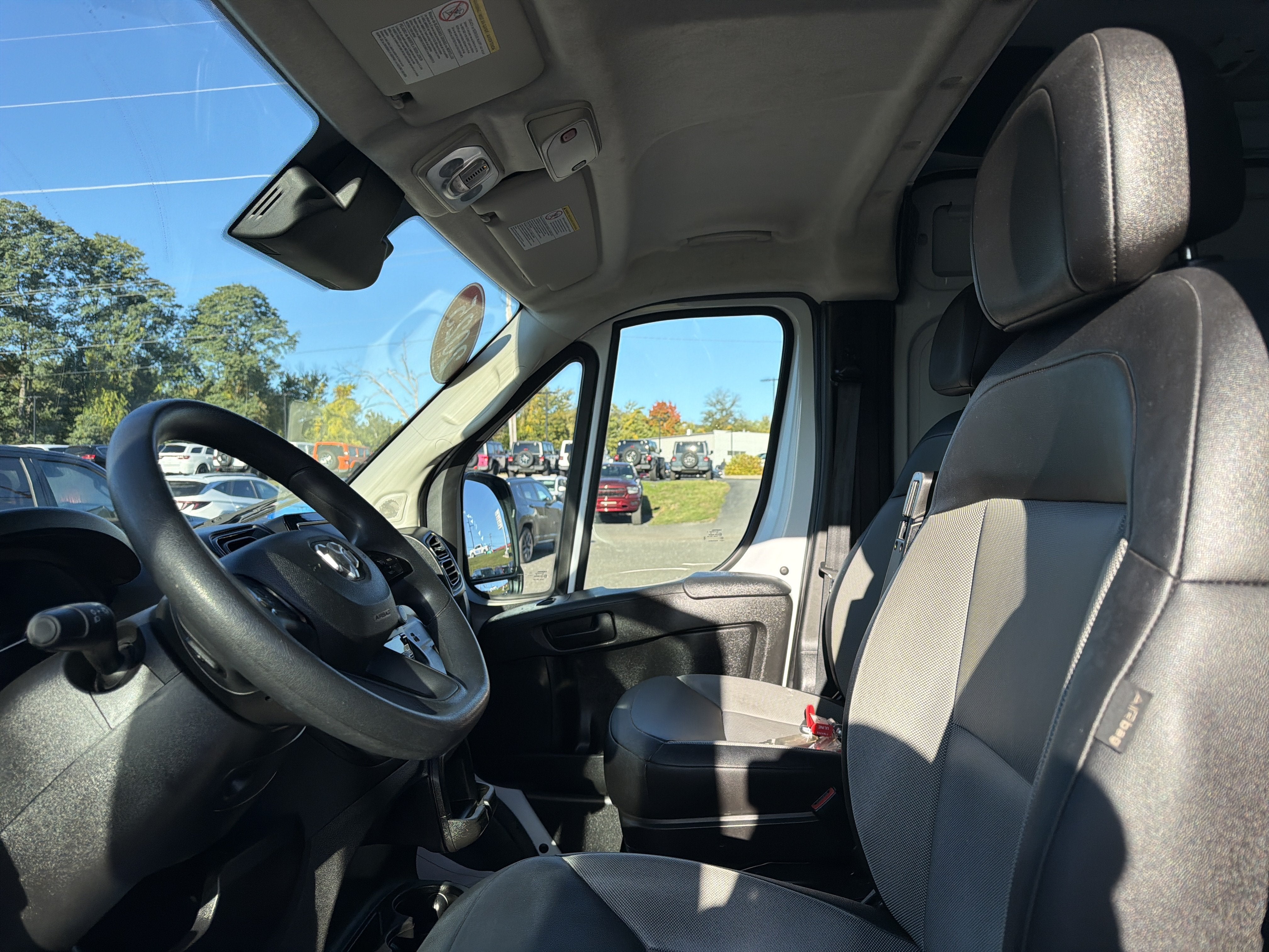 2025 RAM ProMaster Cargo Van Tradesman