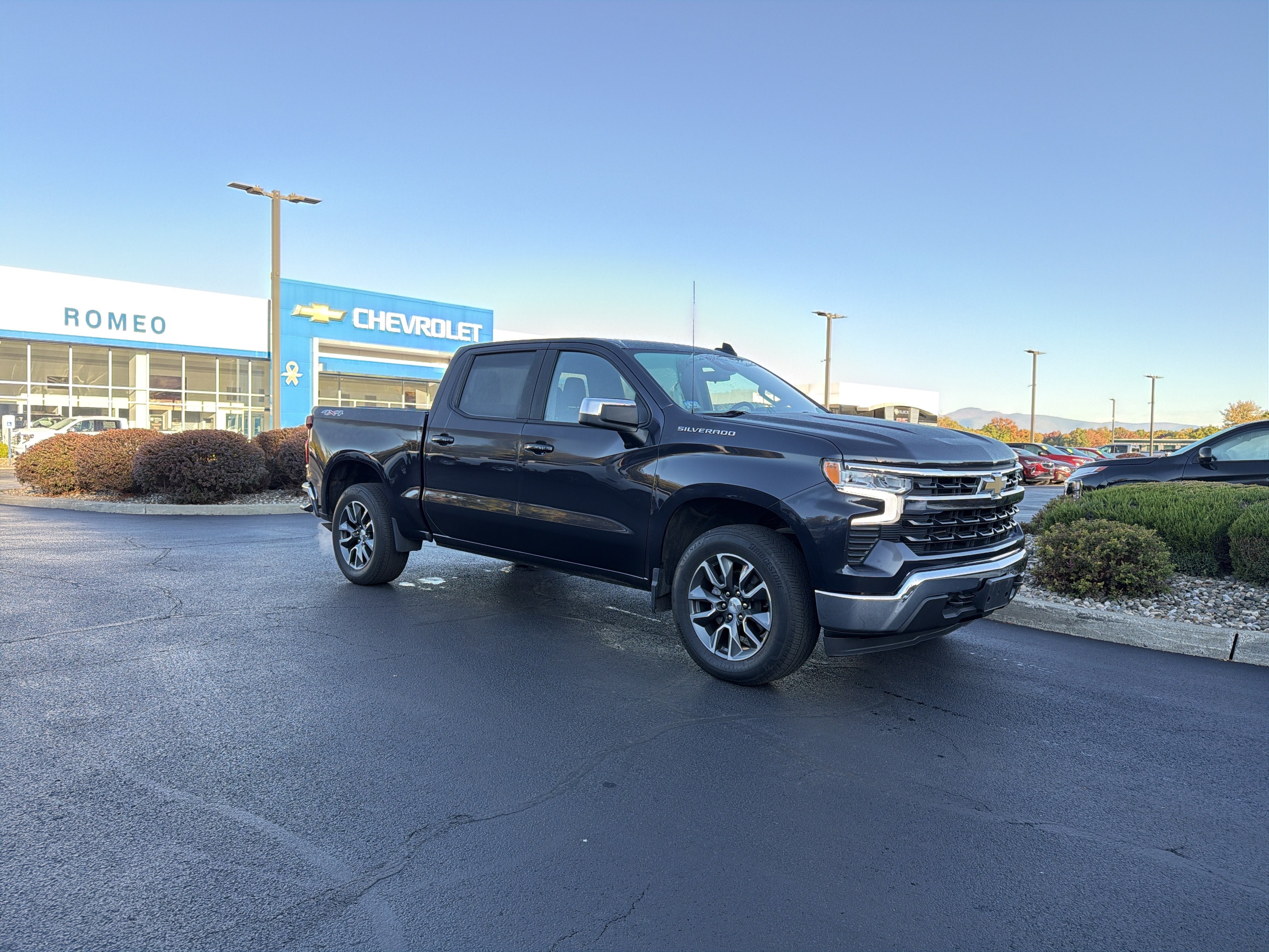 2023 Chevrolet Silverado 1500 LT