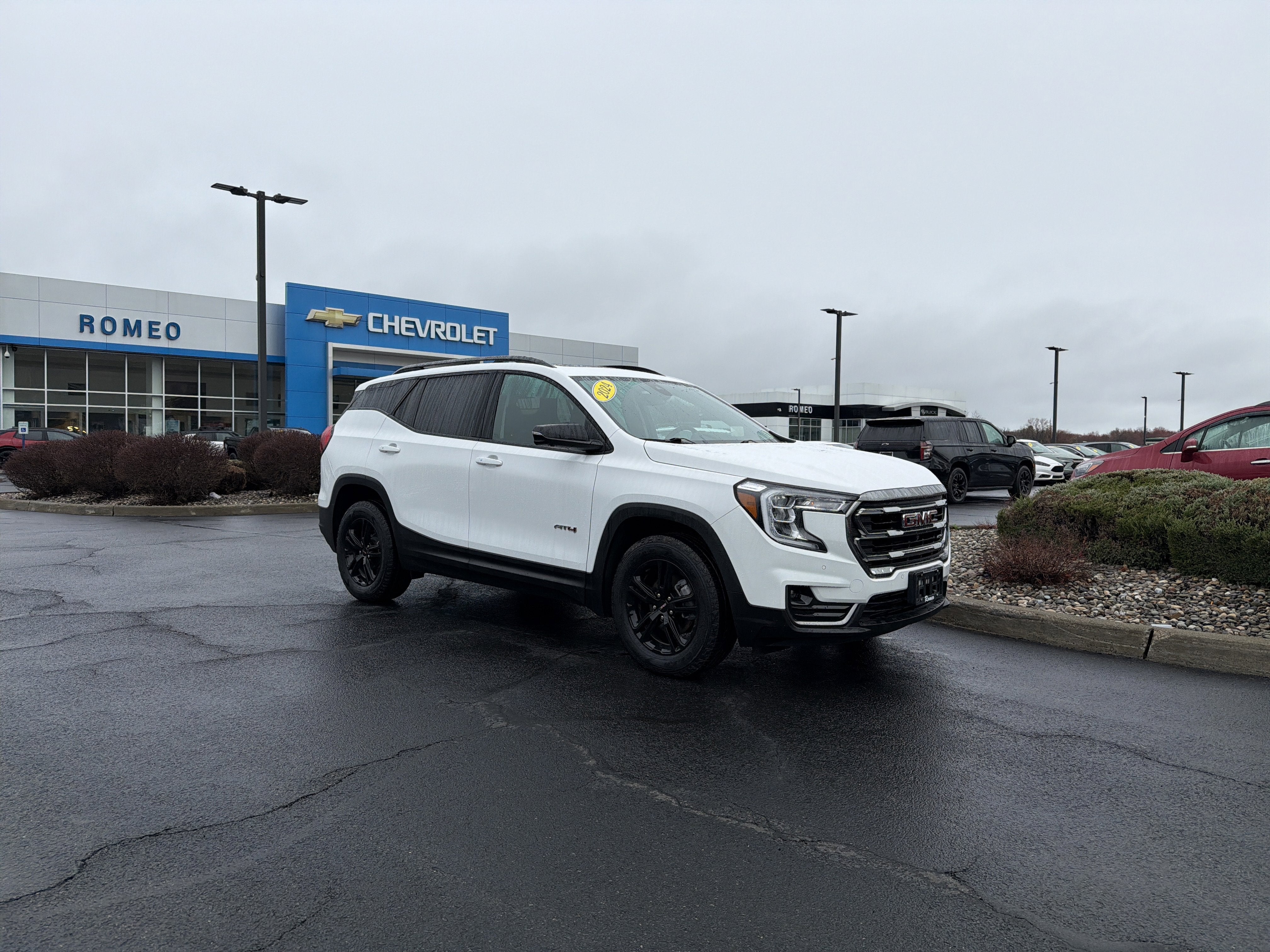 2024 GMC Terrain AT4