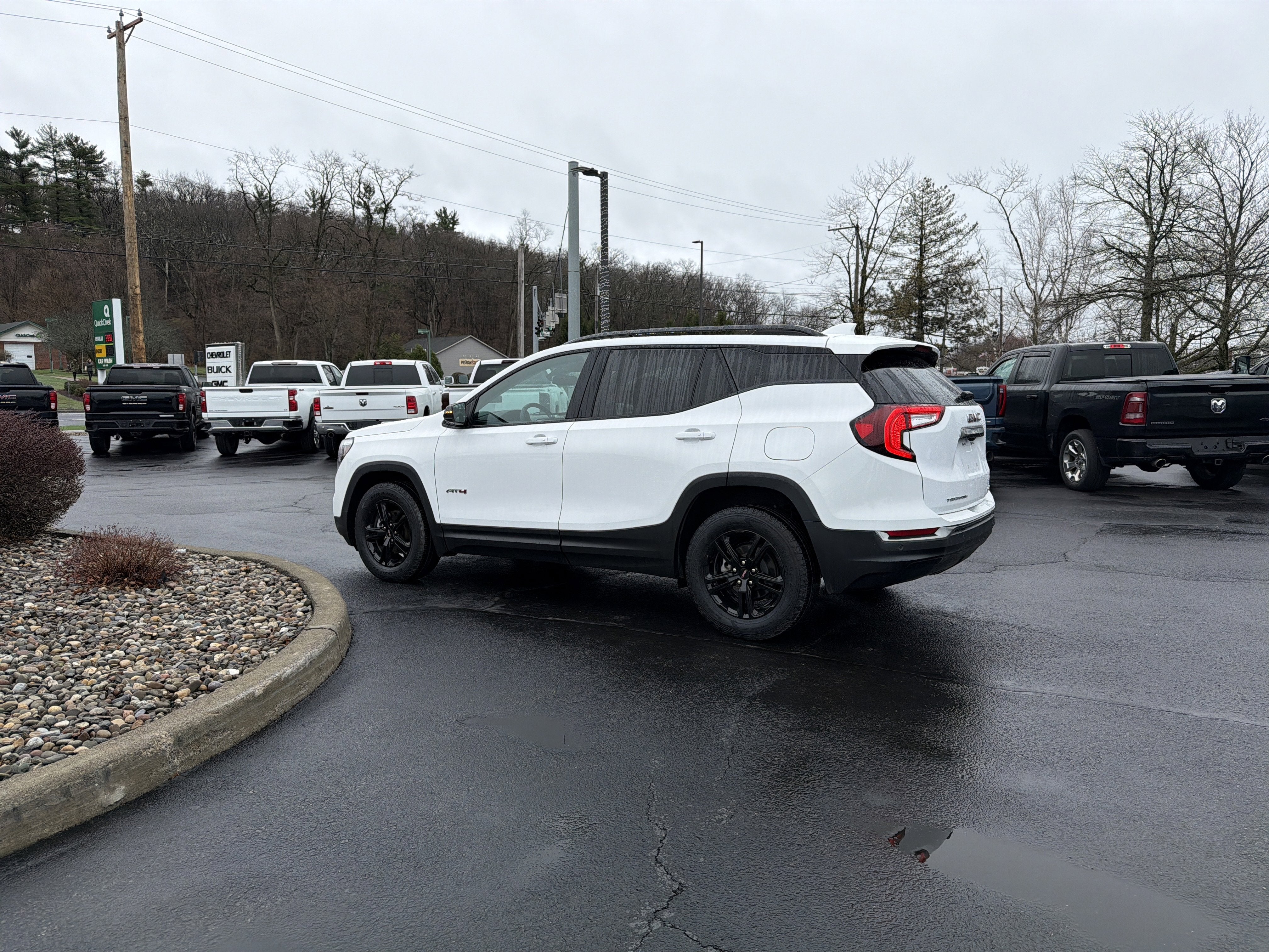 2024 GMC Terrain AT4