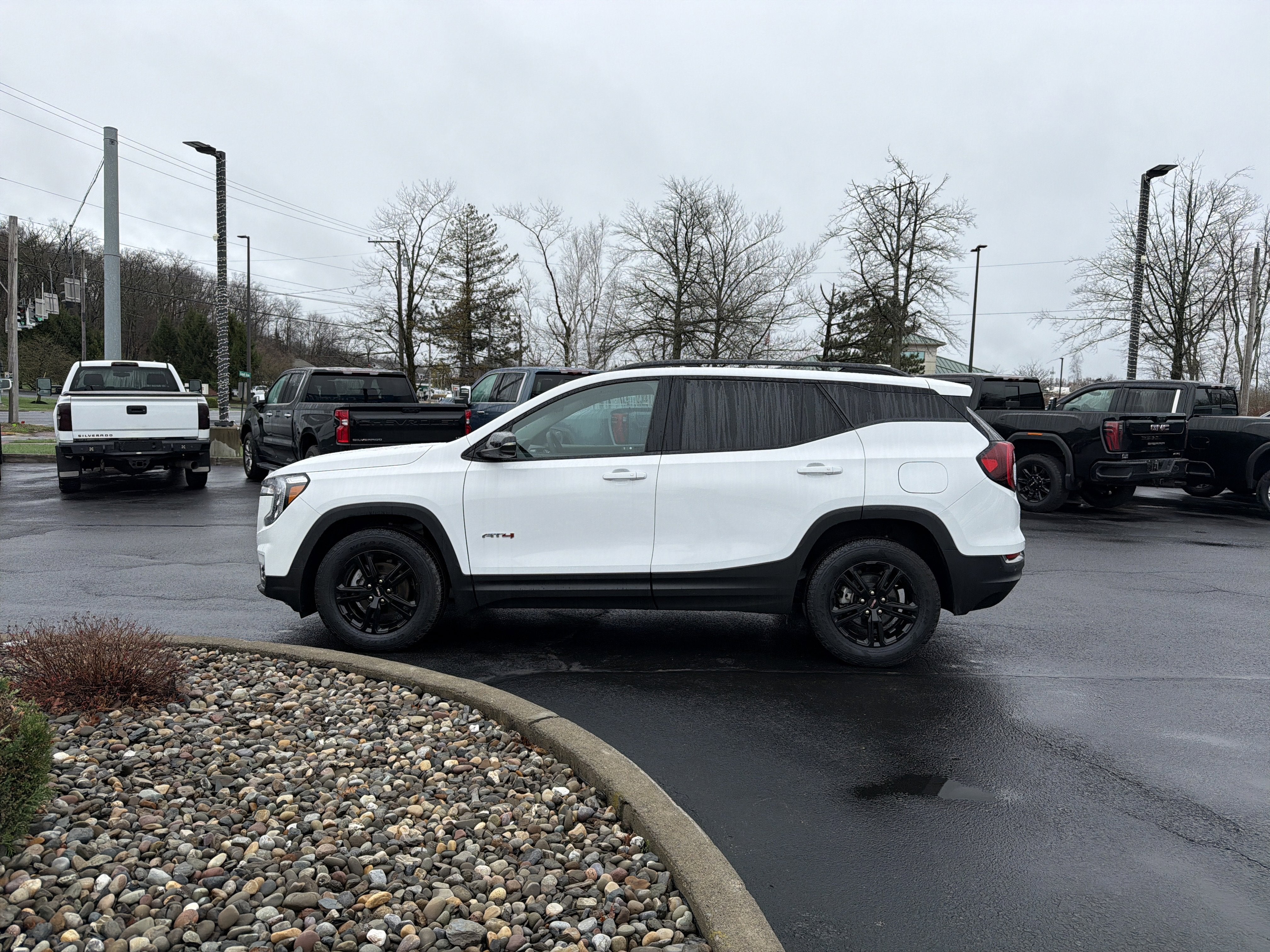 2024 GMC Terrain AT4