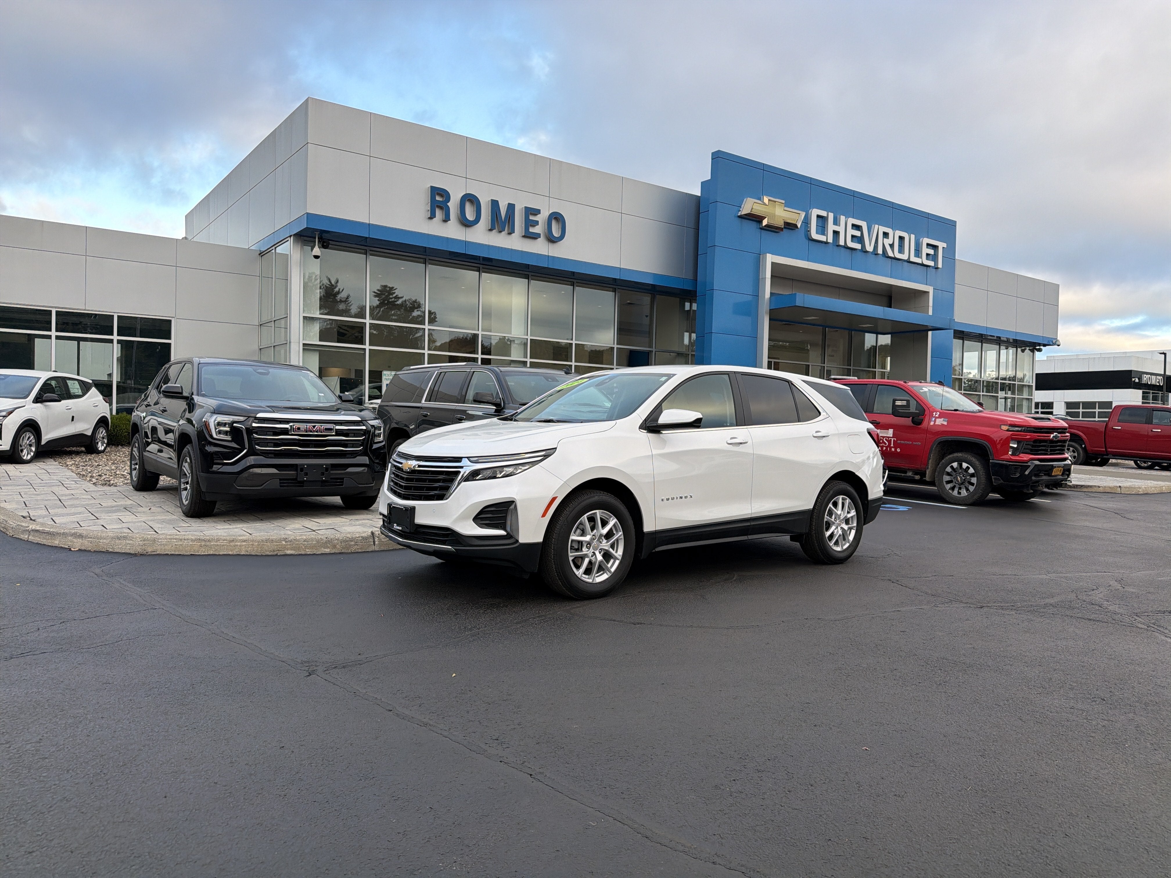 2024 Chevrolet Equinox LT