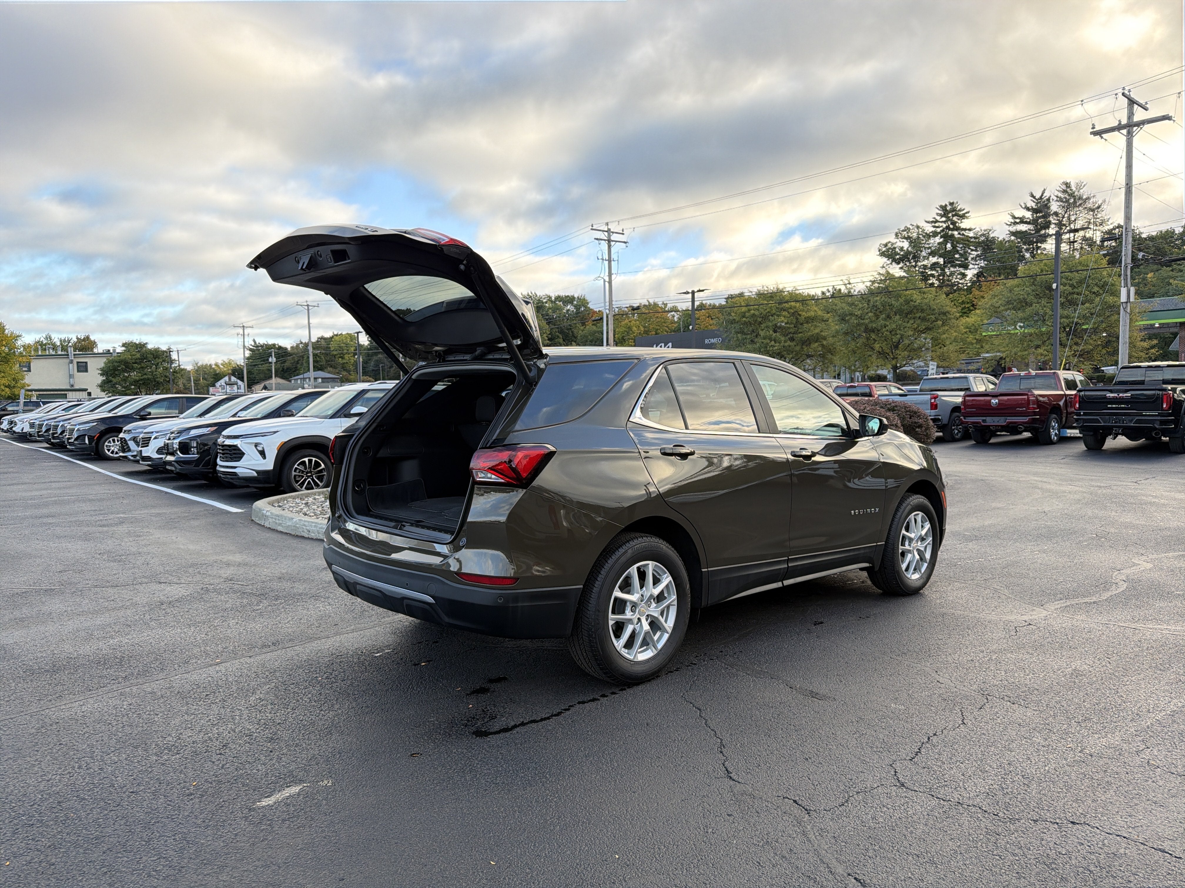 2023 Chevrolet Equinox LT