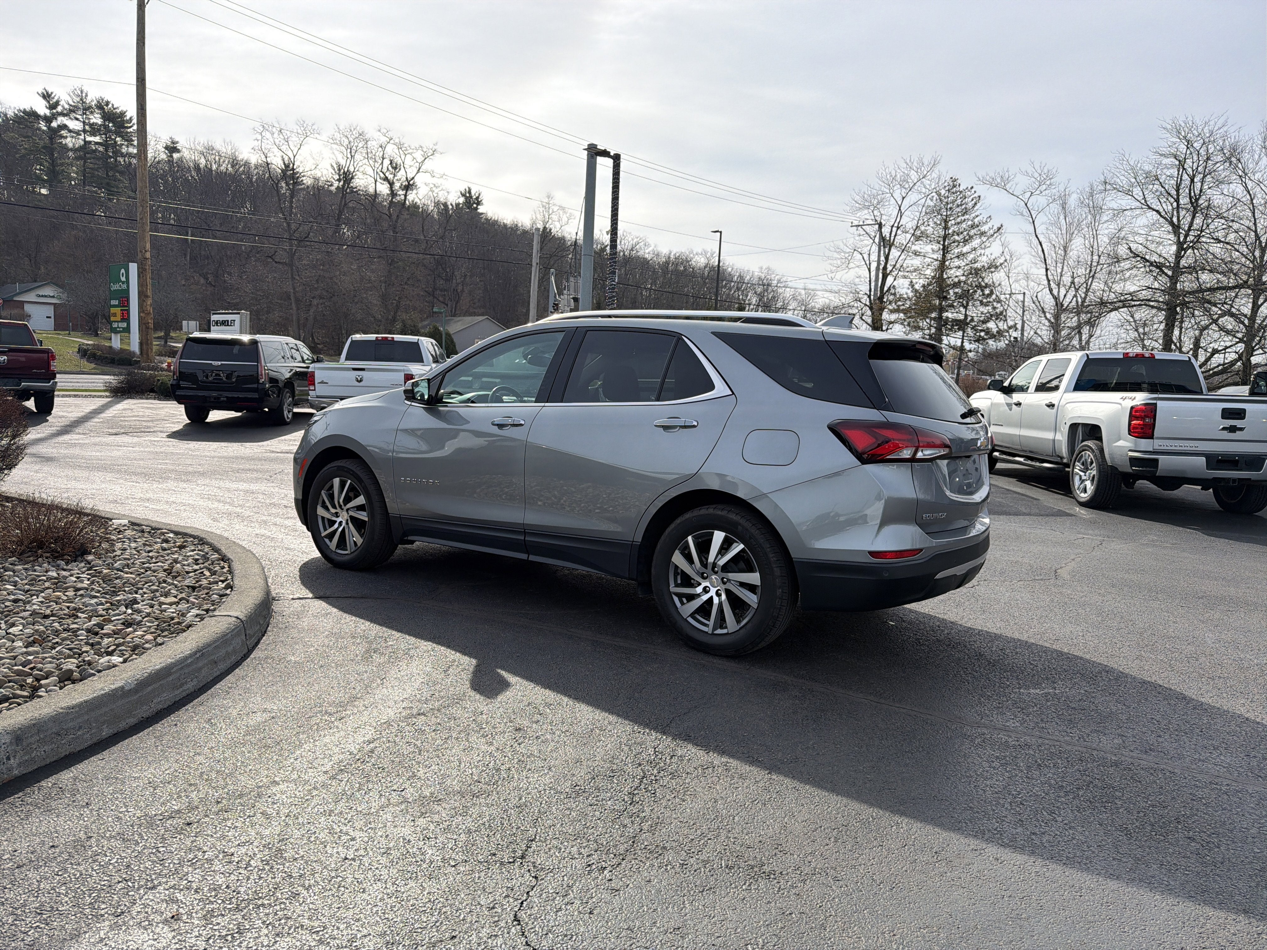 2023 Chevrolet Equinox Premier