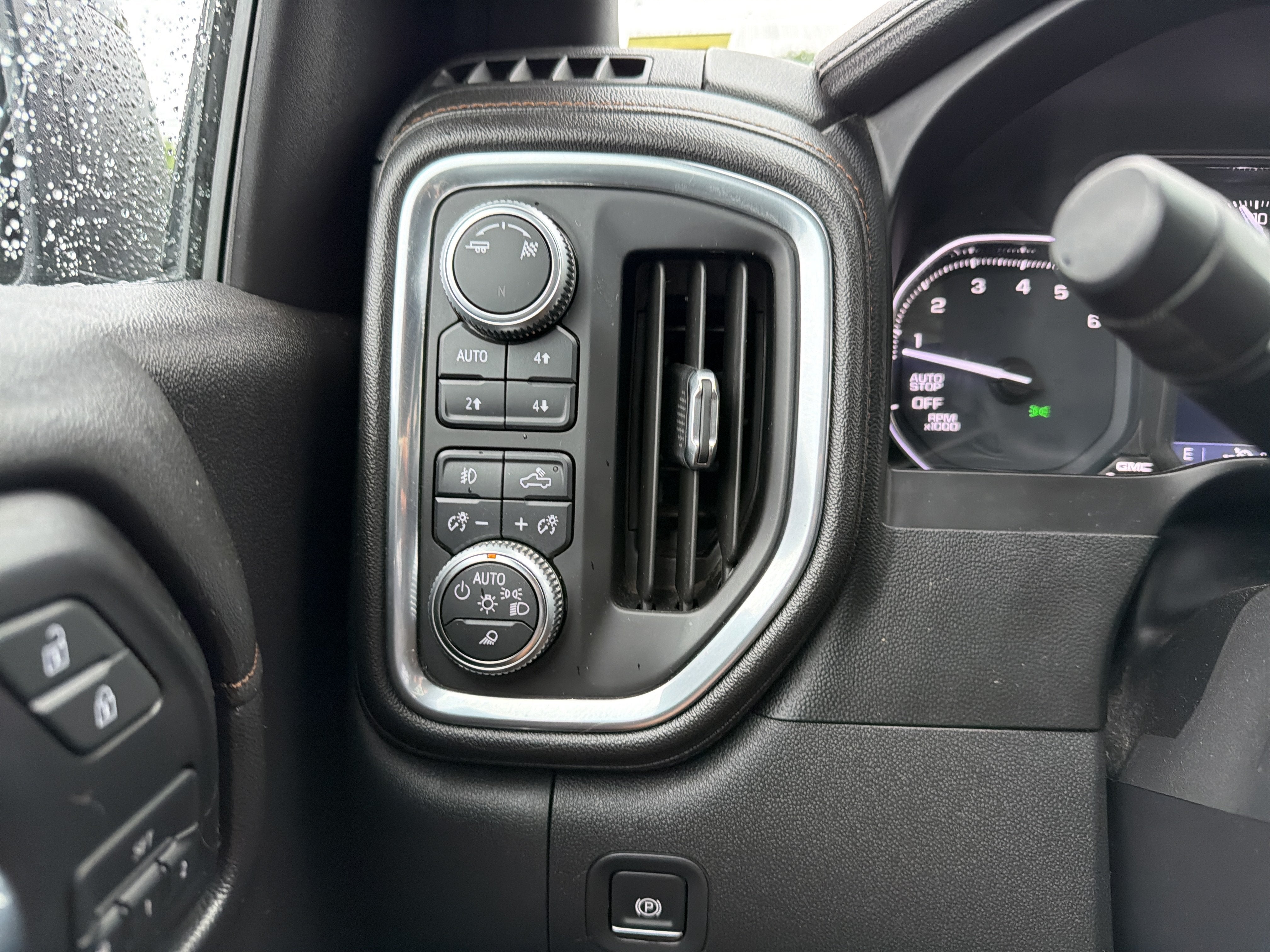 2019 GMC Sierra 1500 AT4