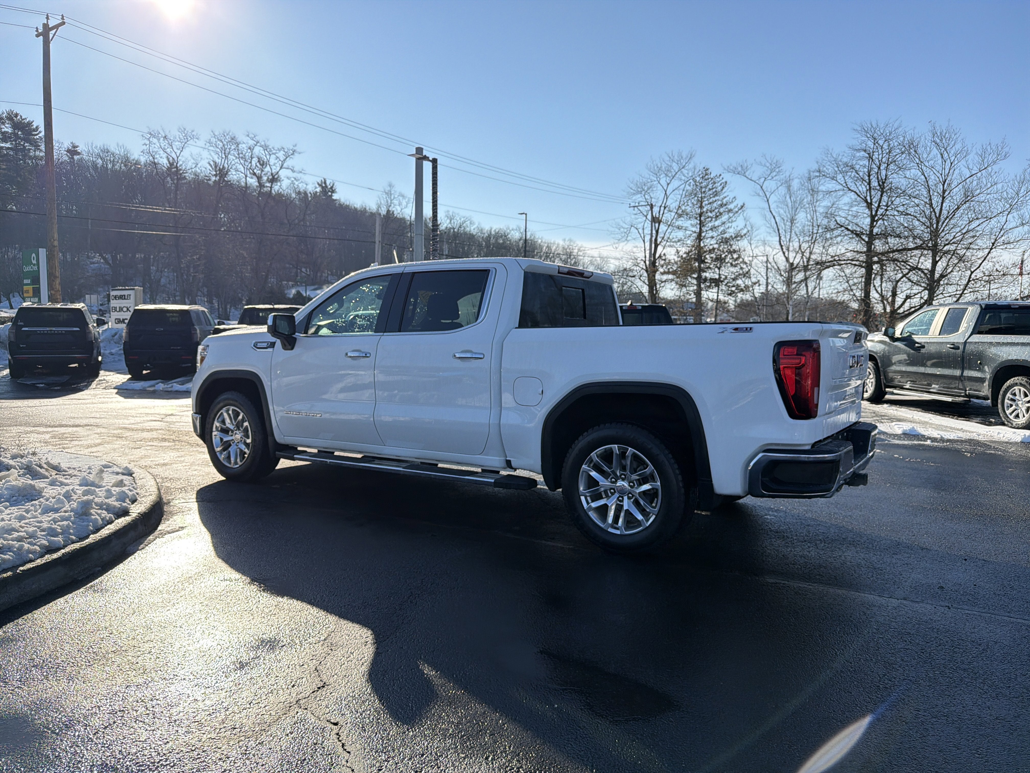 2021 GMC Sierra 1500 SLT