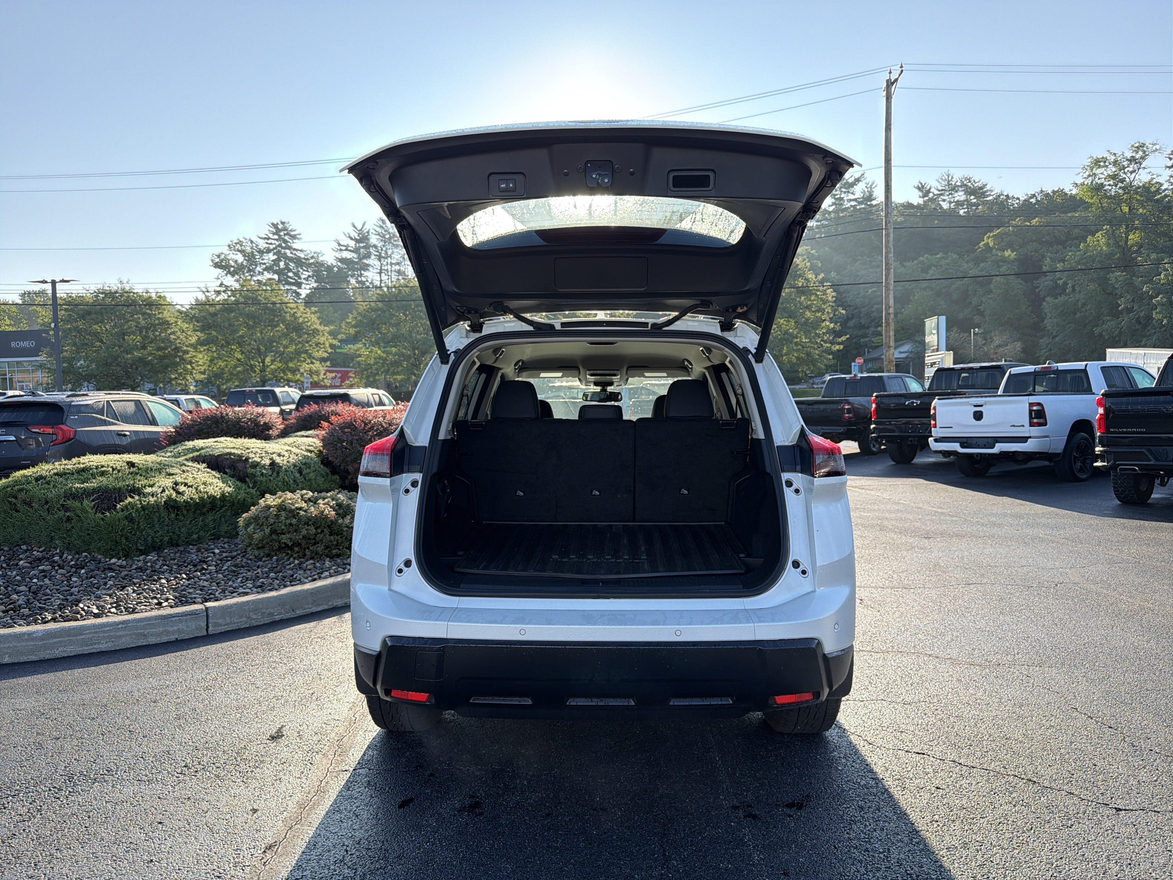 2025 Nissan Rogue Rock Creek