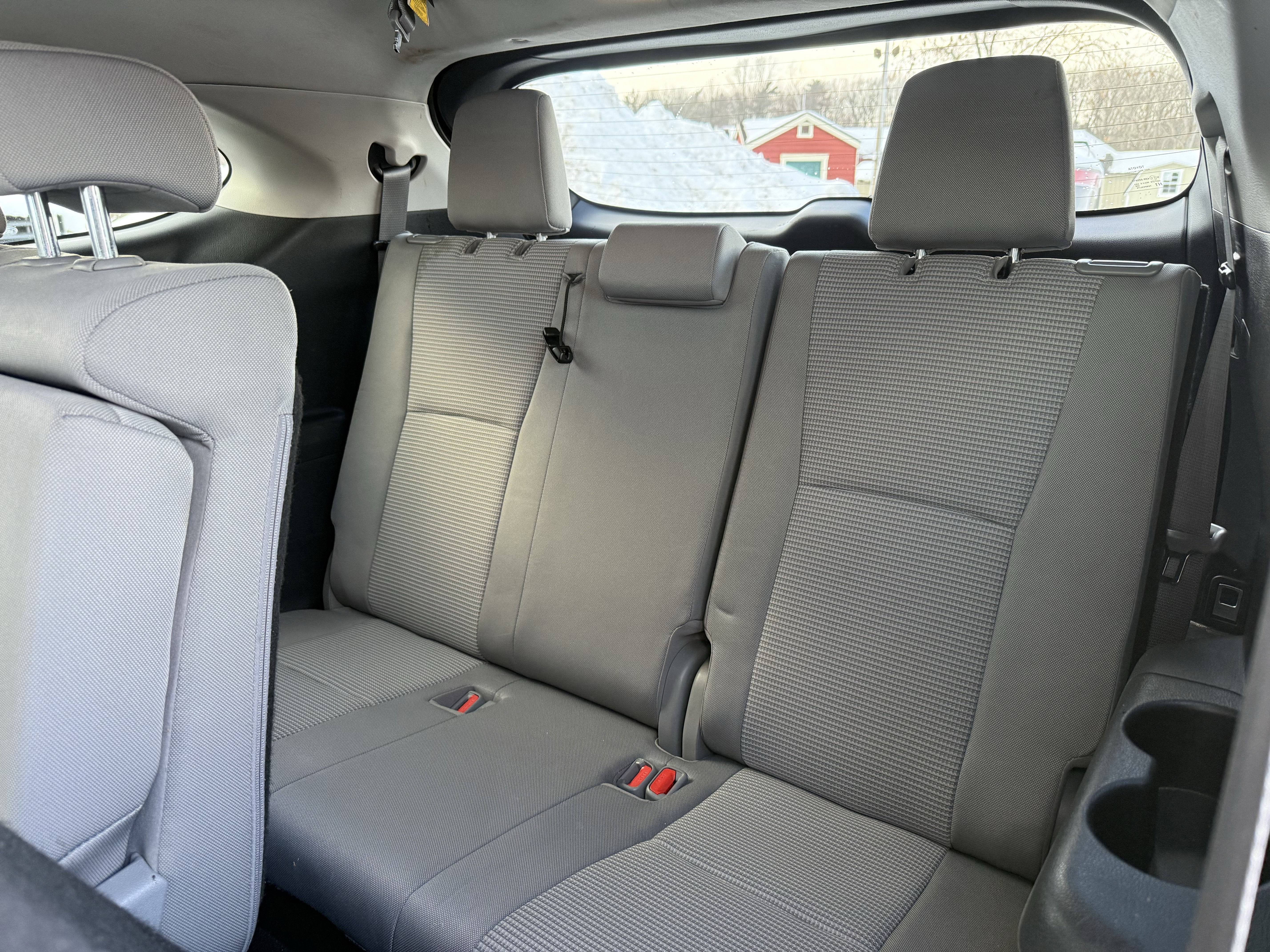 2020 Toyota Highlander LE