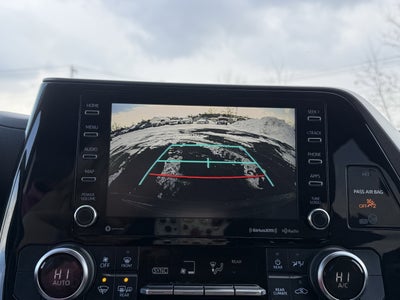 2020 Toyota Highlander LE