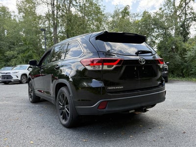 2019 Toyota Highlander SE