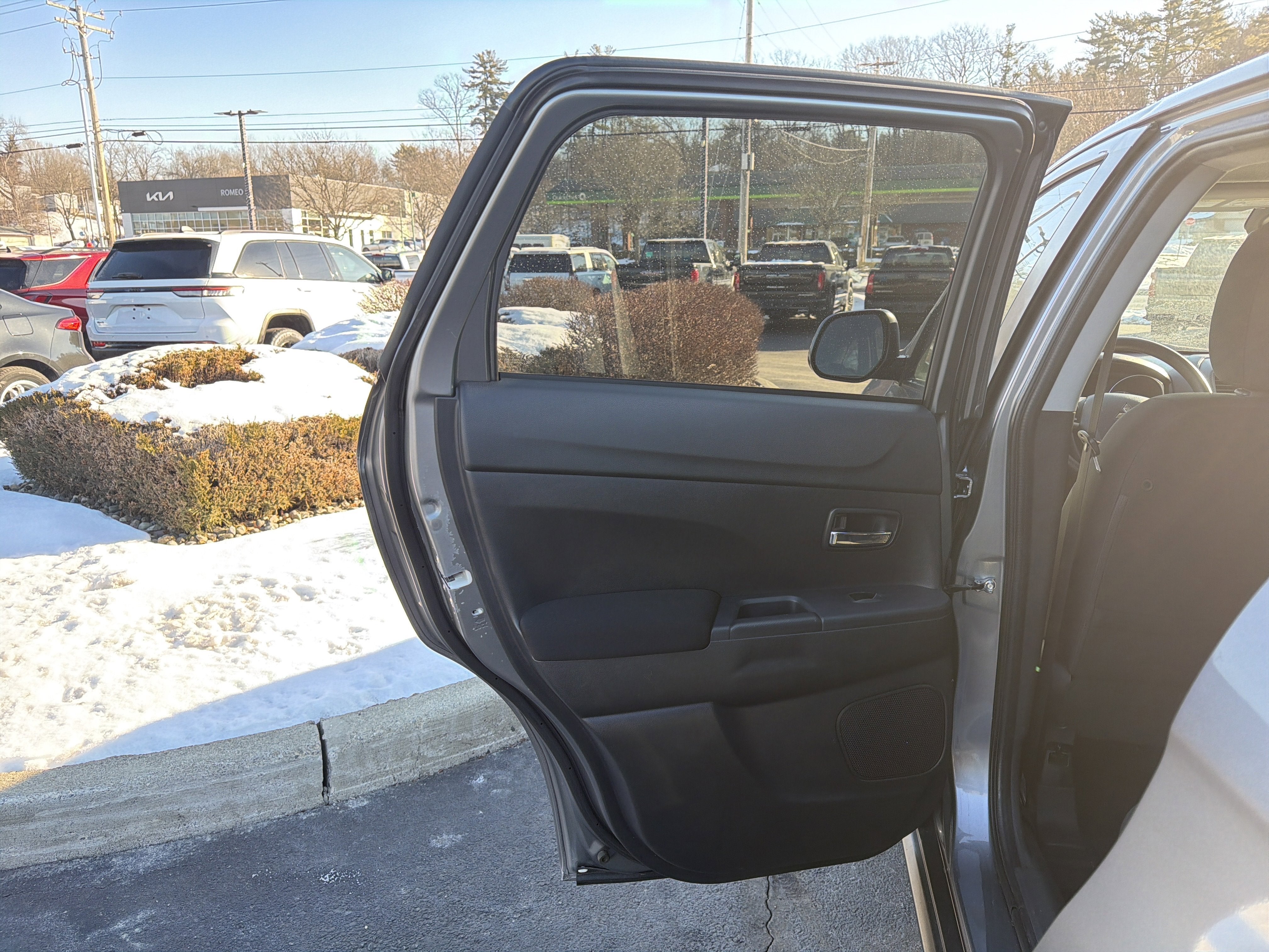 2024 Mitsubishi Outlander Sport S