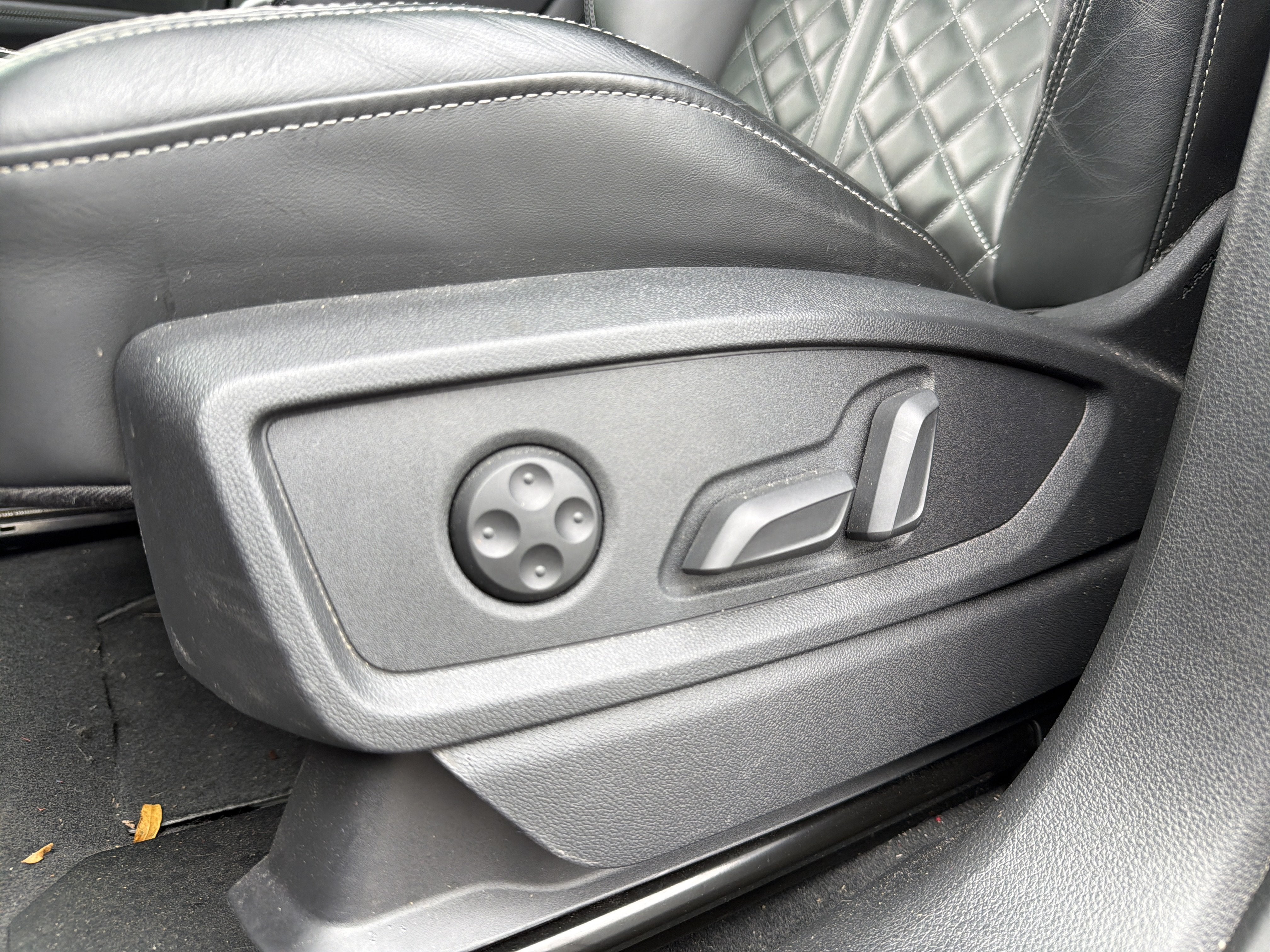 2023 Audi SQ5 Prestige TFSI quattro Tiptronic
