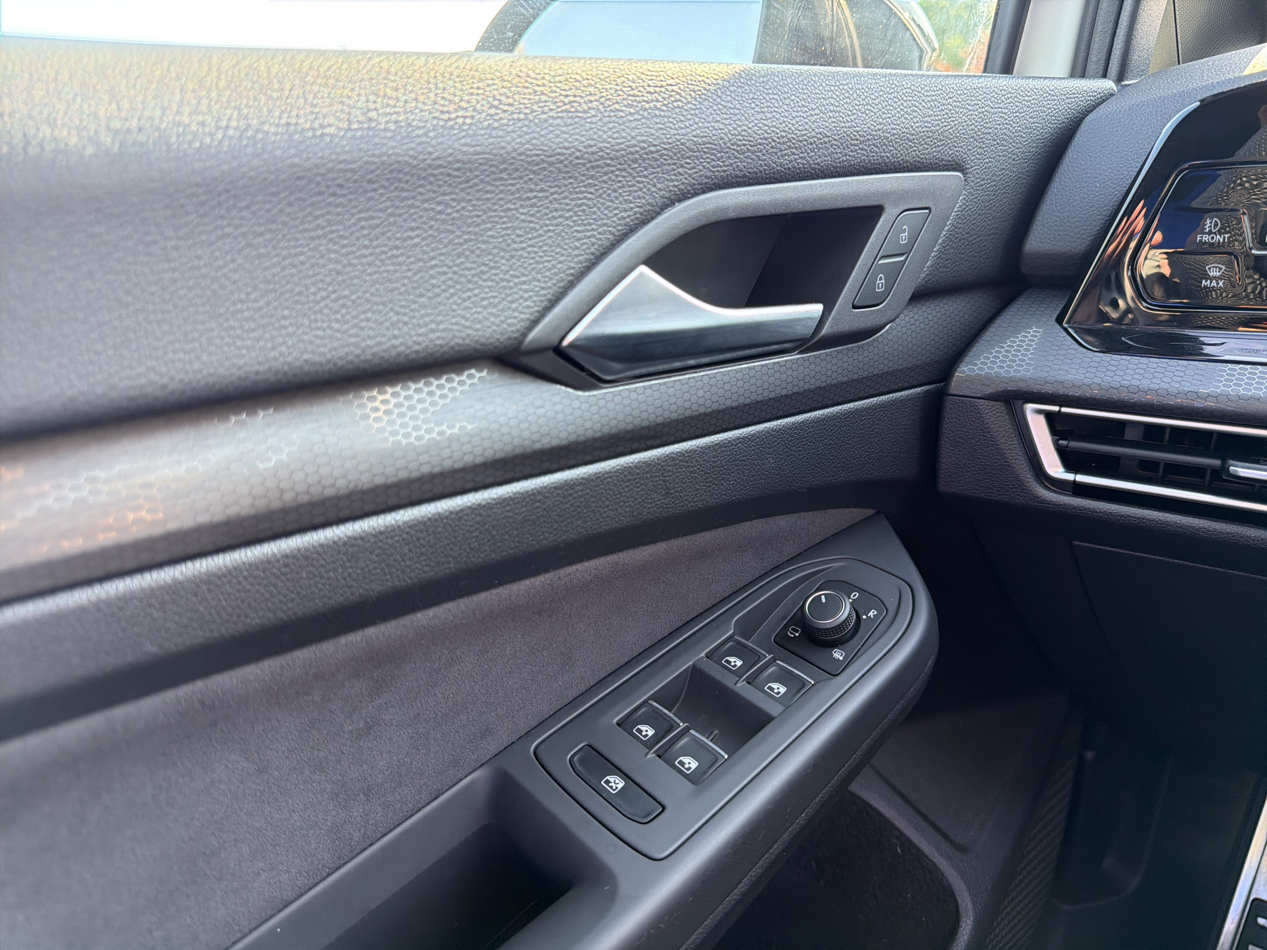 2024 Volkswagen Golf GTI 2.0T 380 S