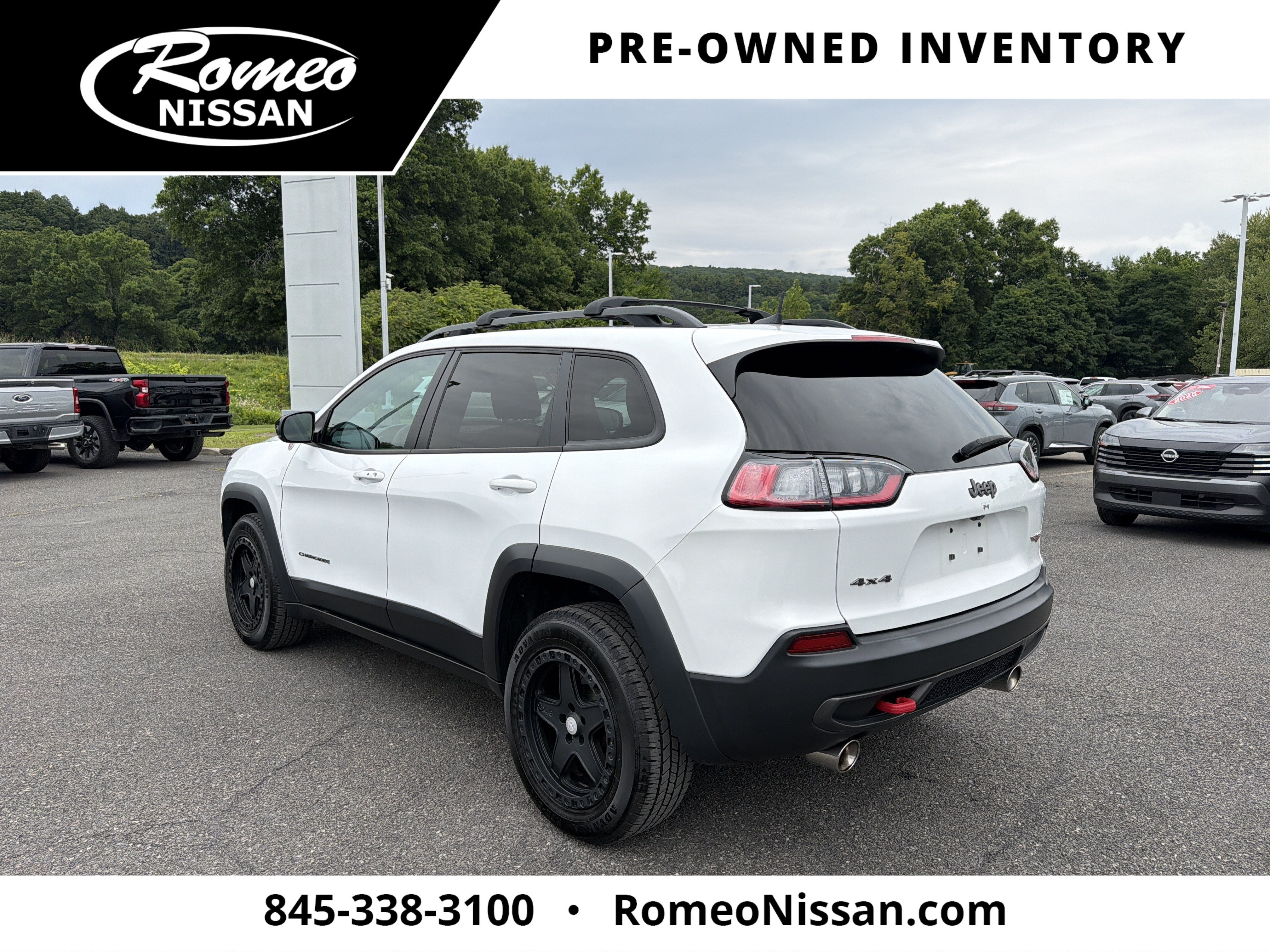 2022 Jeep Cherokee Trailhawk