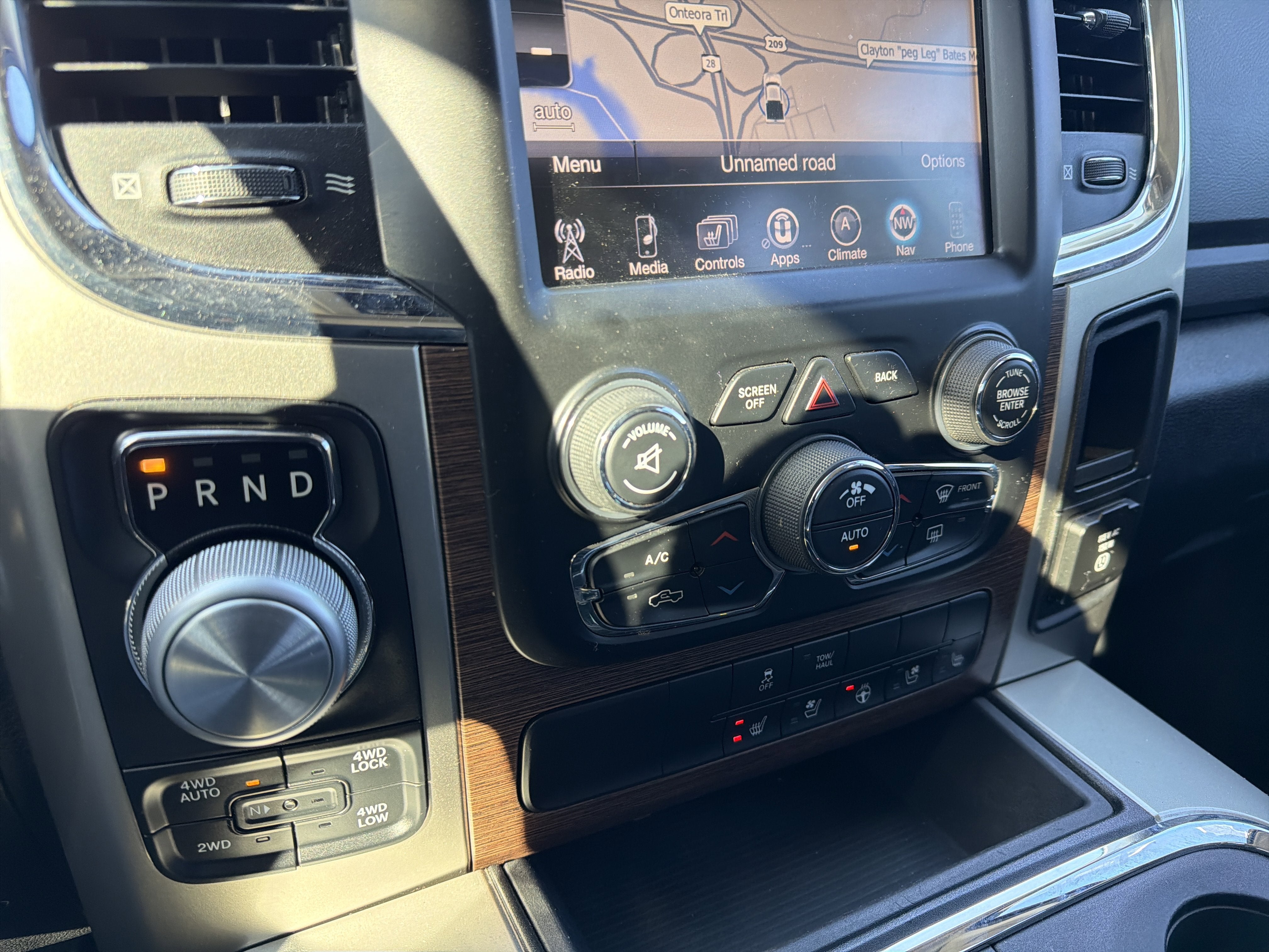 2016 RAM 1500 Laramie