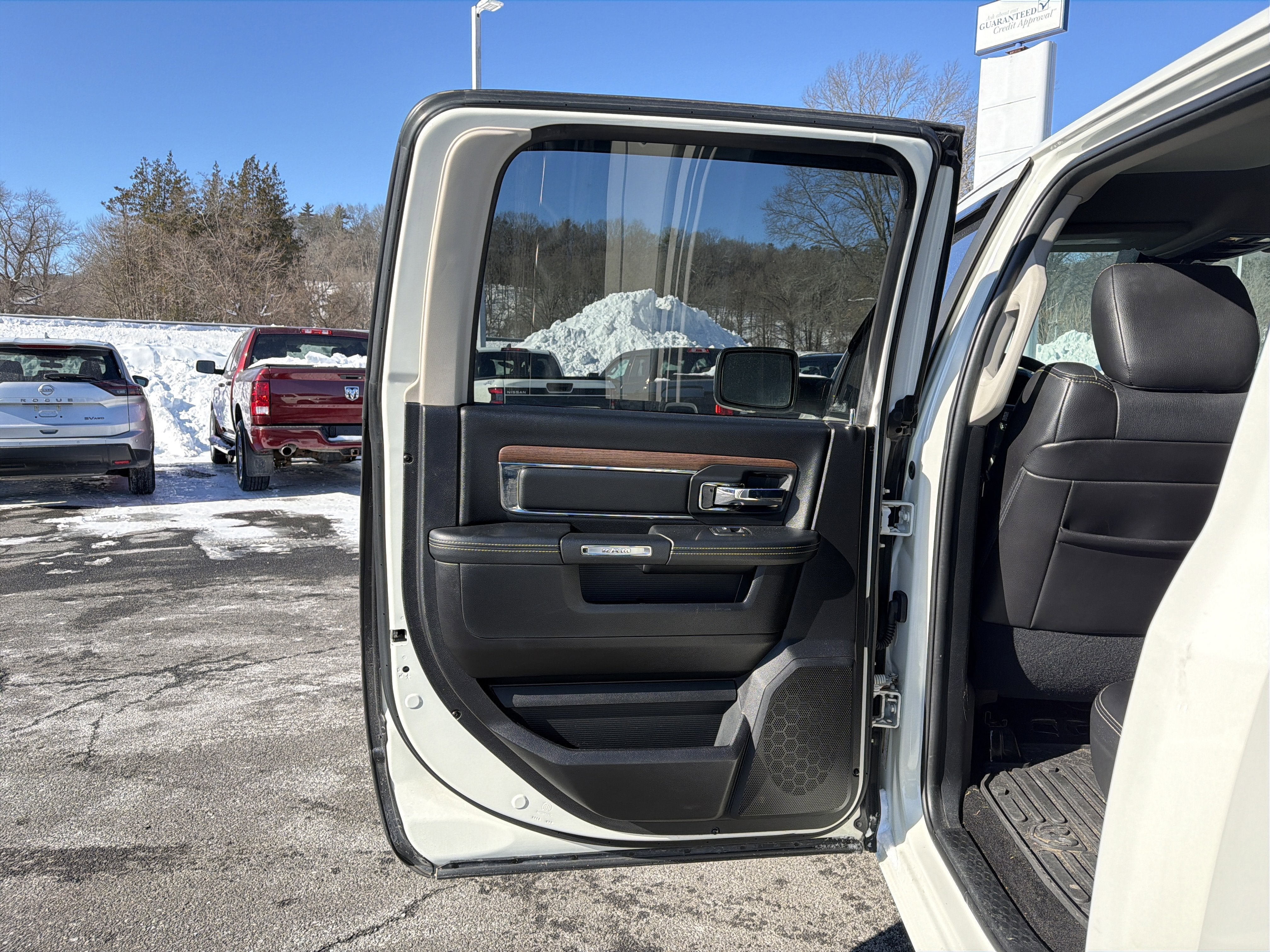 2016 RAM 1500 Laramie