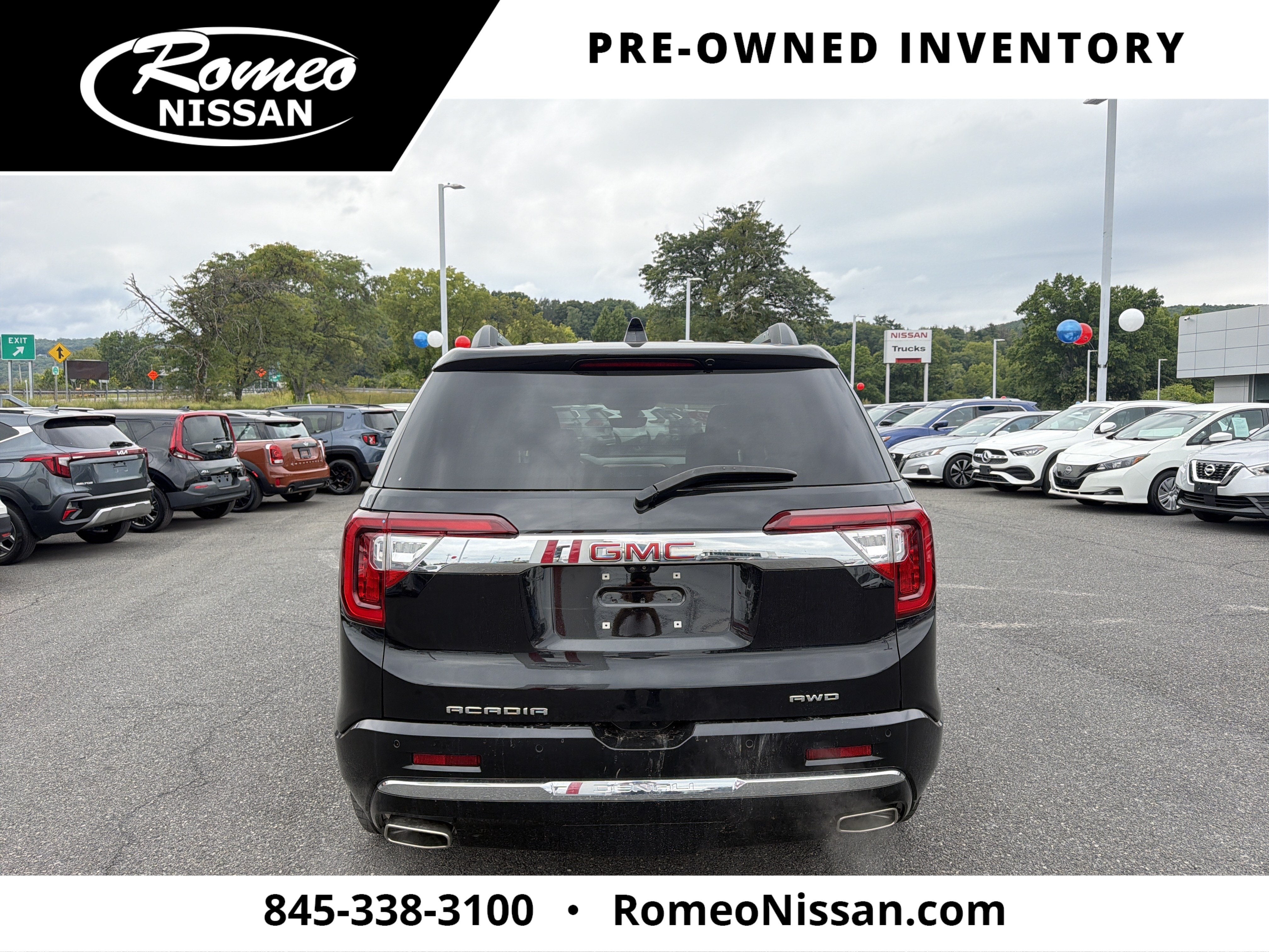 2023 GMC Acadia Denali
