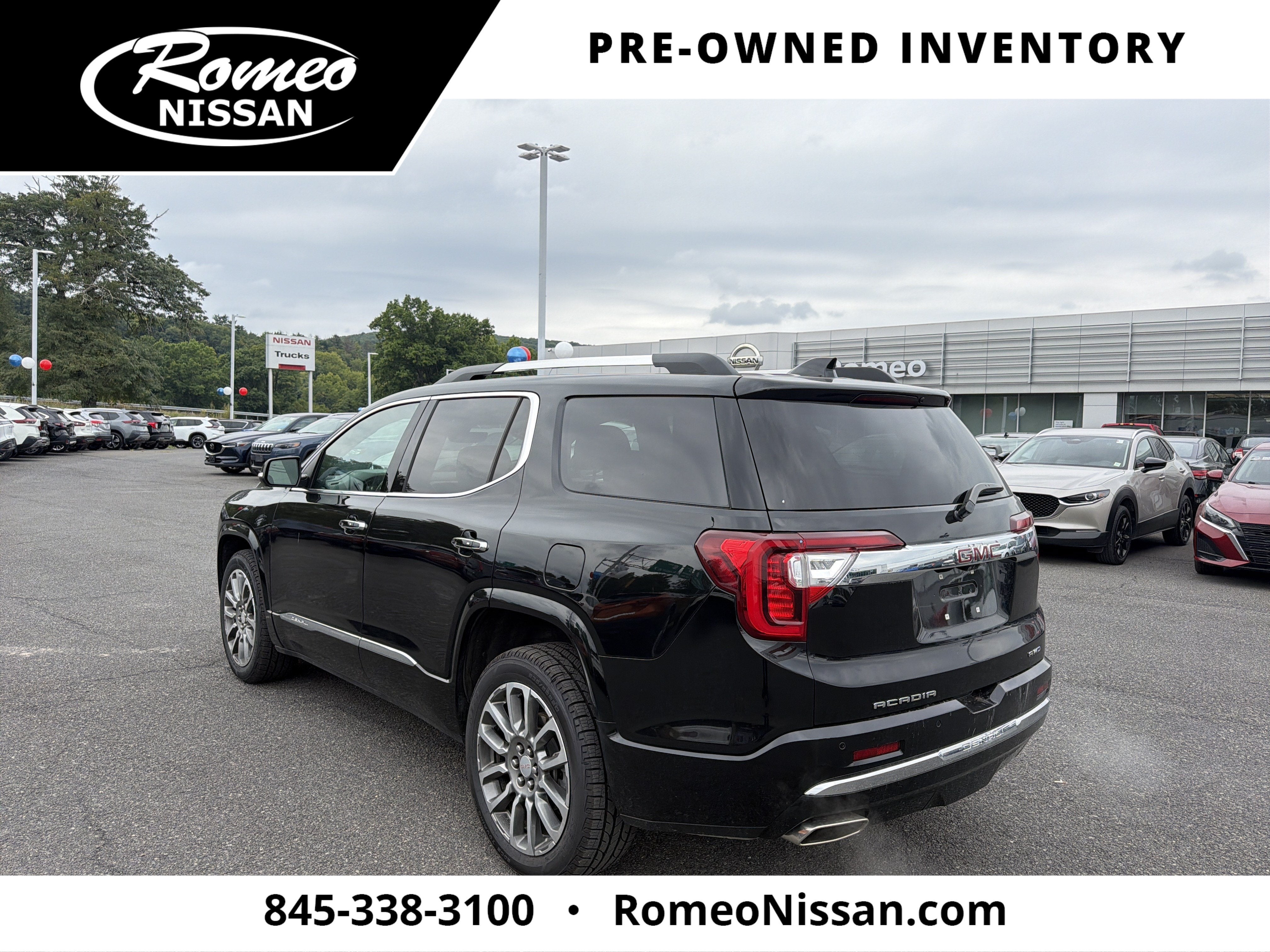 2023 GMC Acadia Denali
