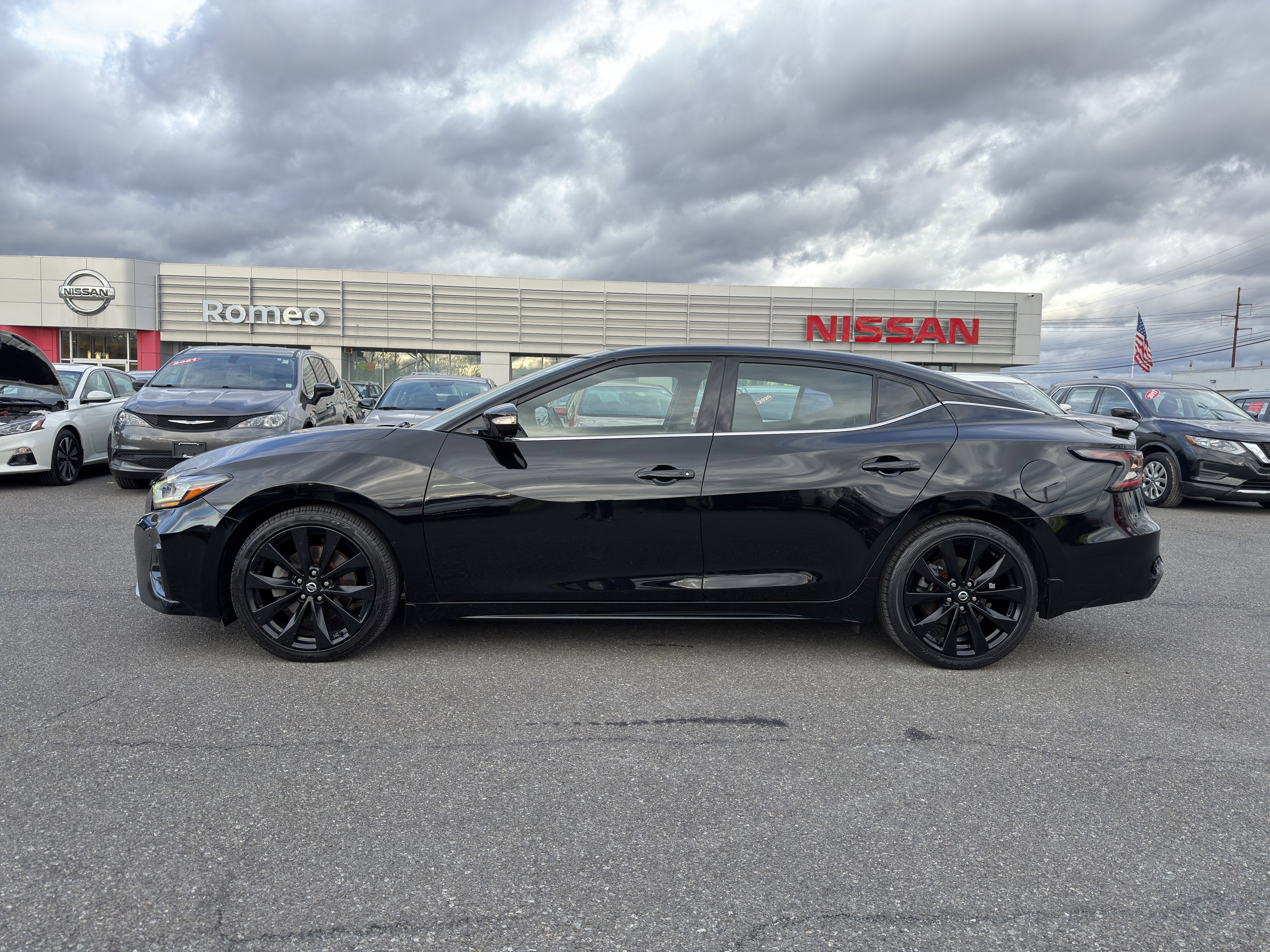 2019 Nissan Maxima SR