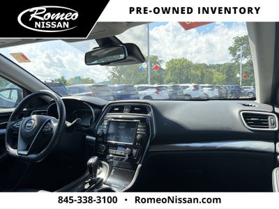 2023 Nissan Maxima SV