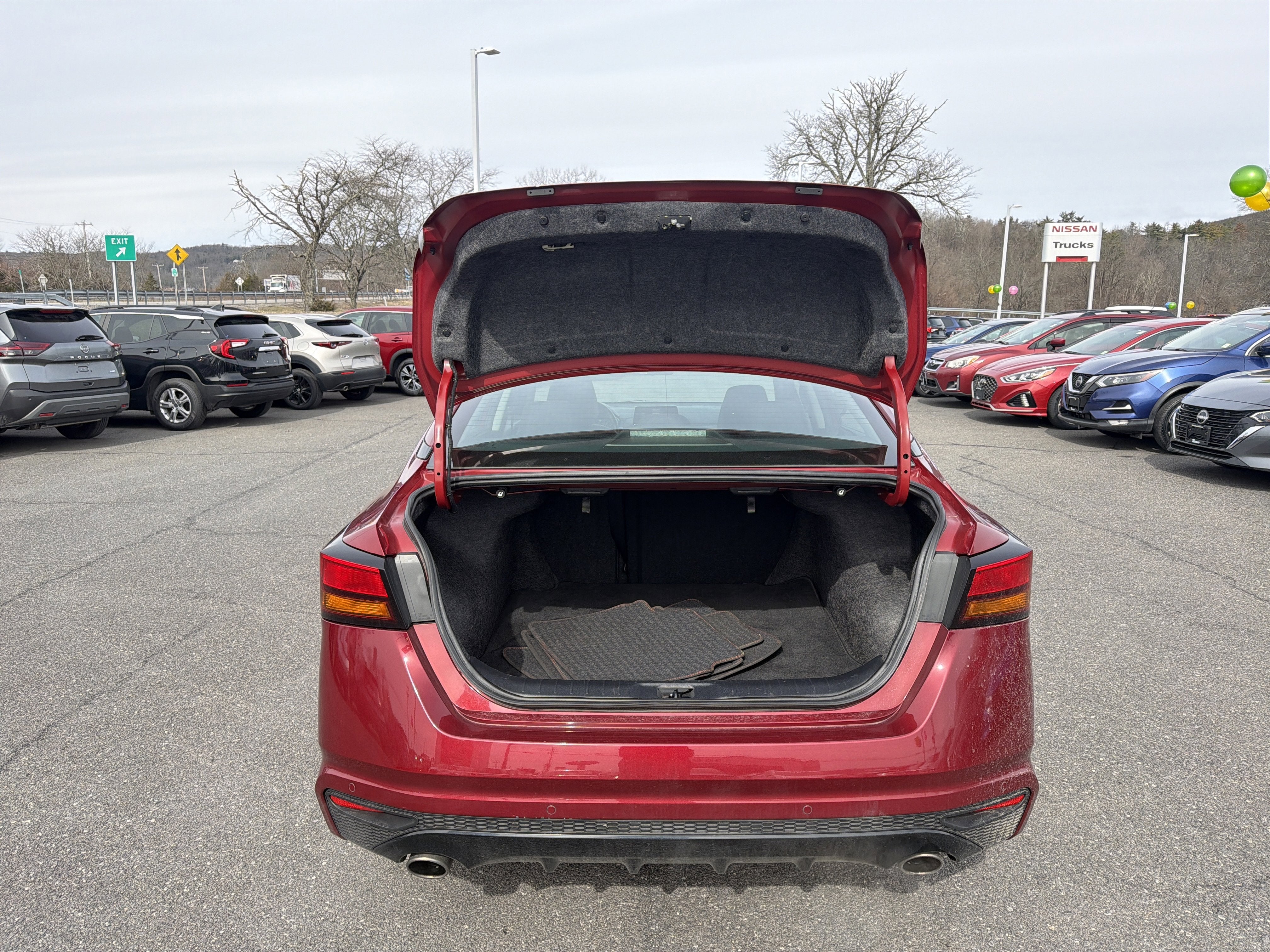 2023 Nissan Altima 2.5 SR