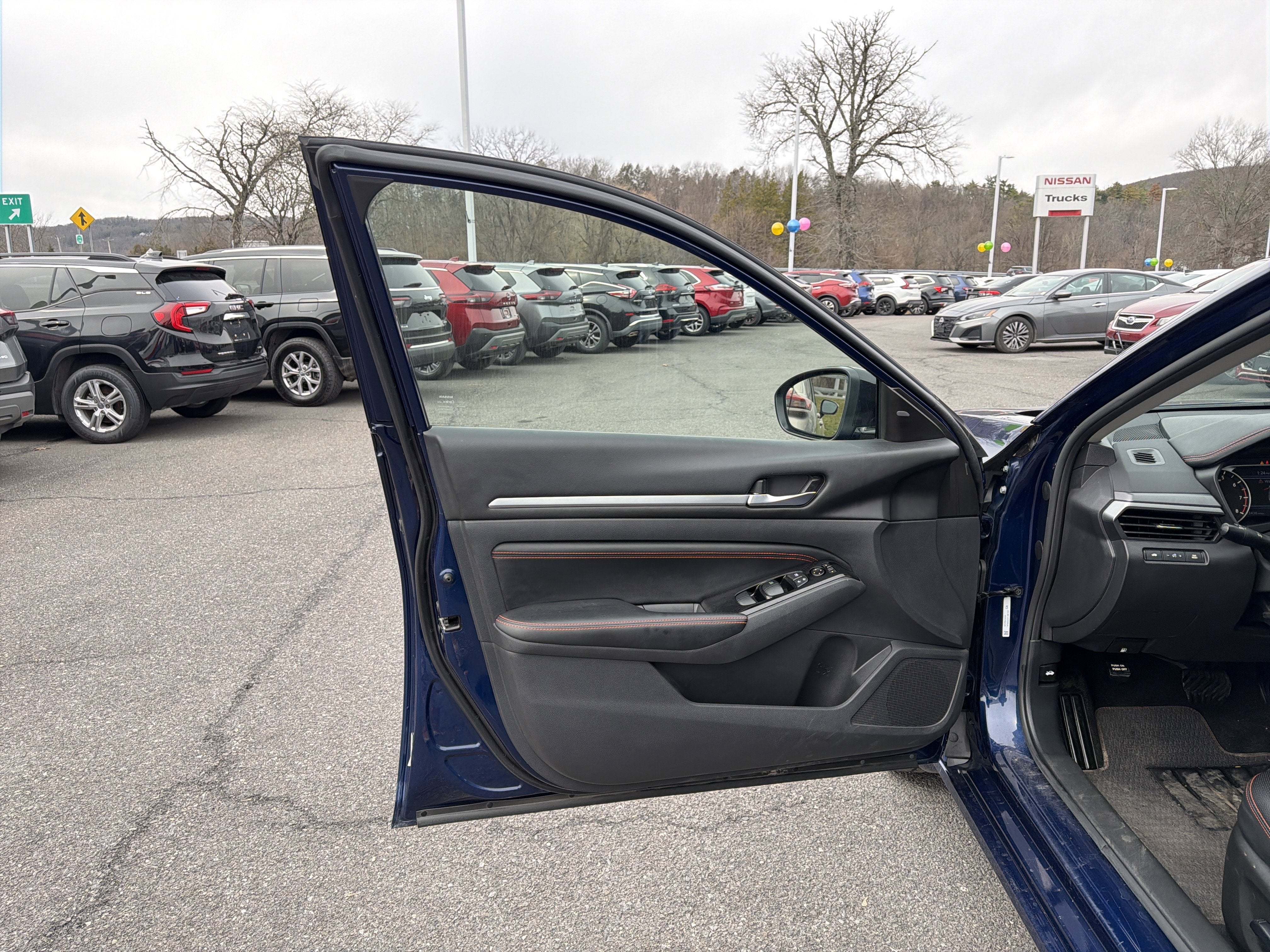 2023 Nissan Altima 2.5 SR