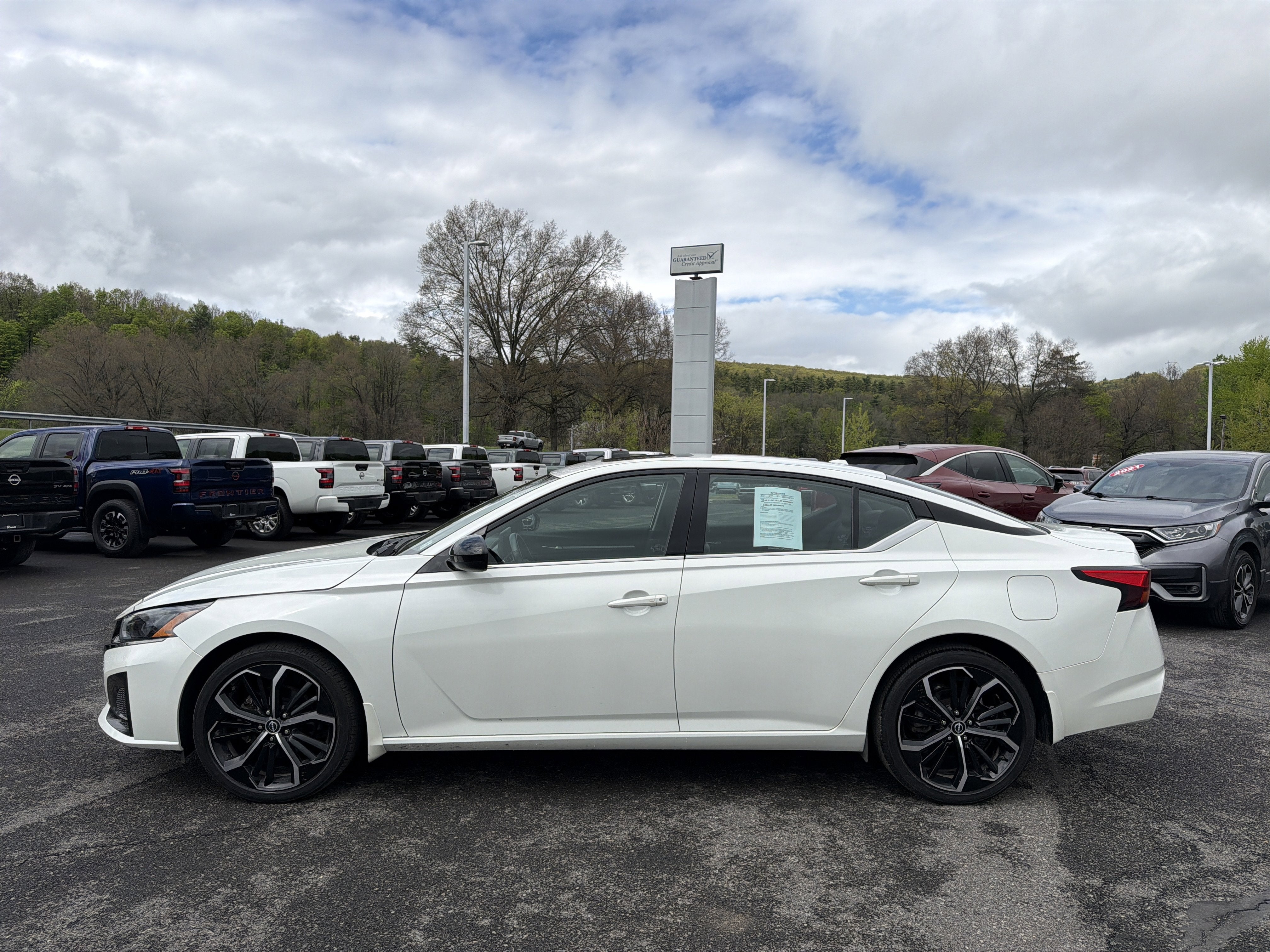 2024 Nissan Altima 2.5 SR