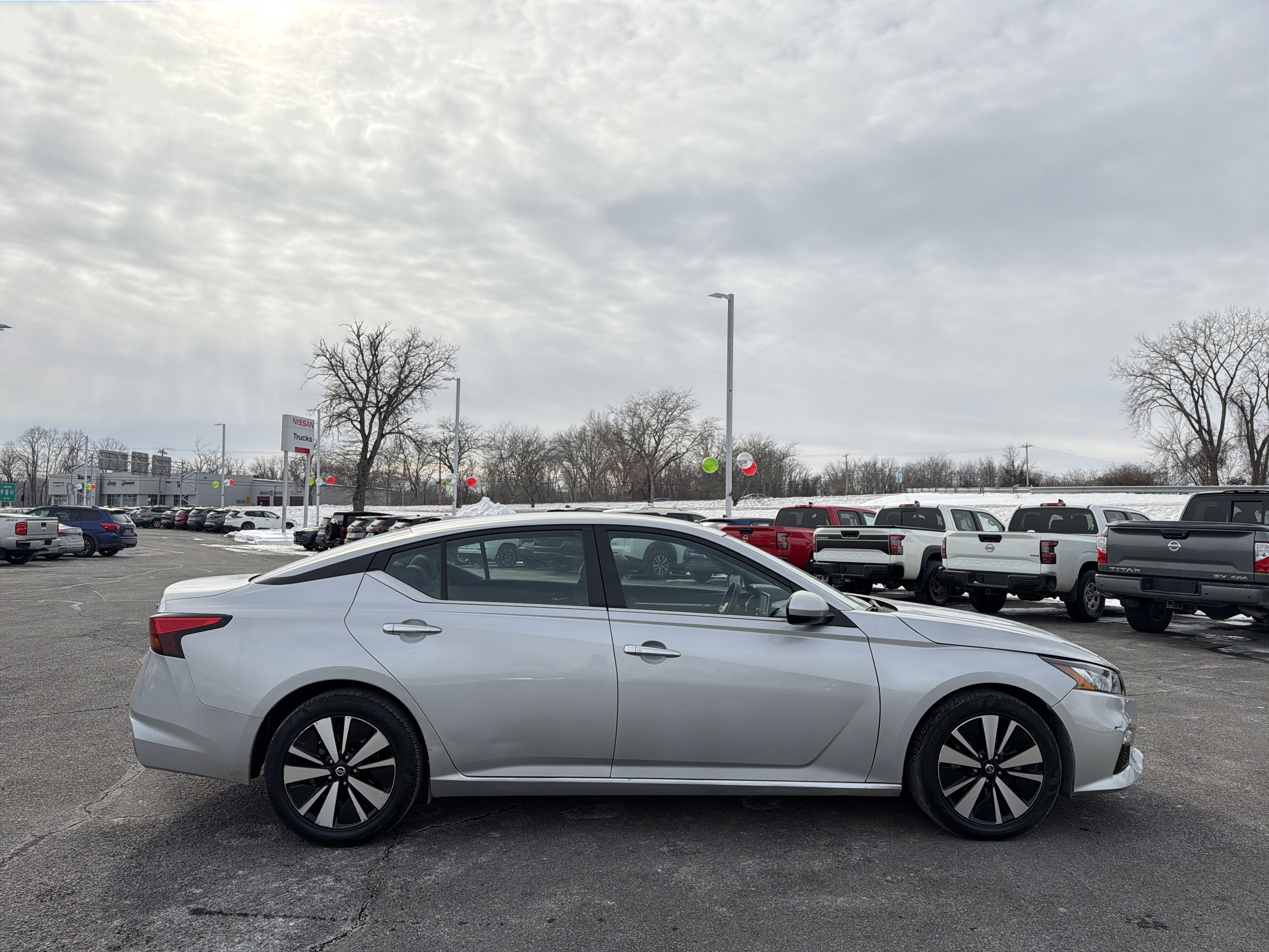 2022 Nissan Altima 2.5 SV