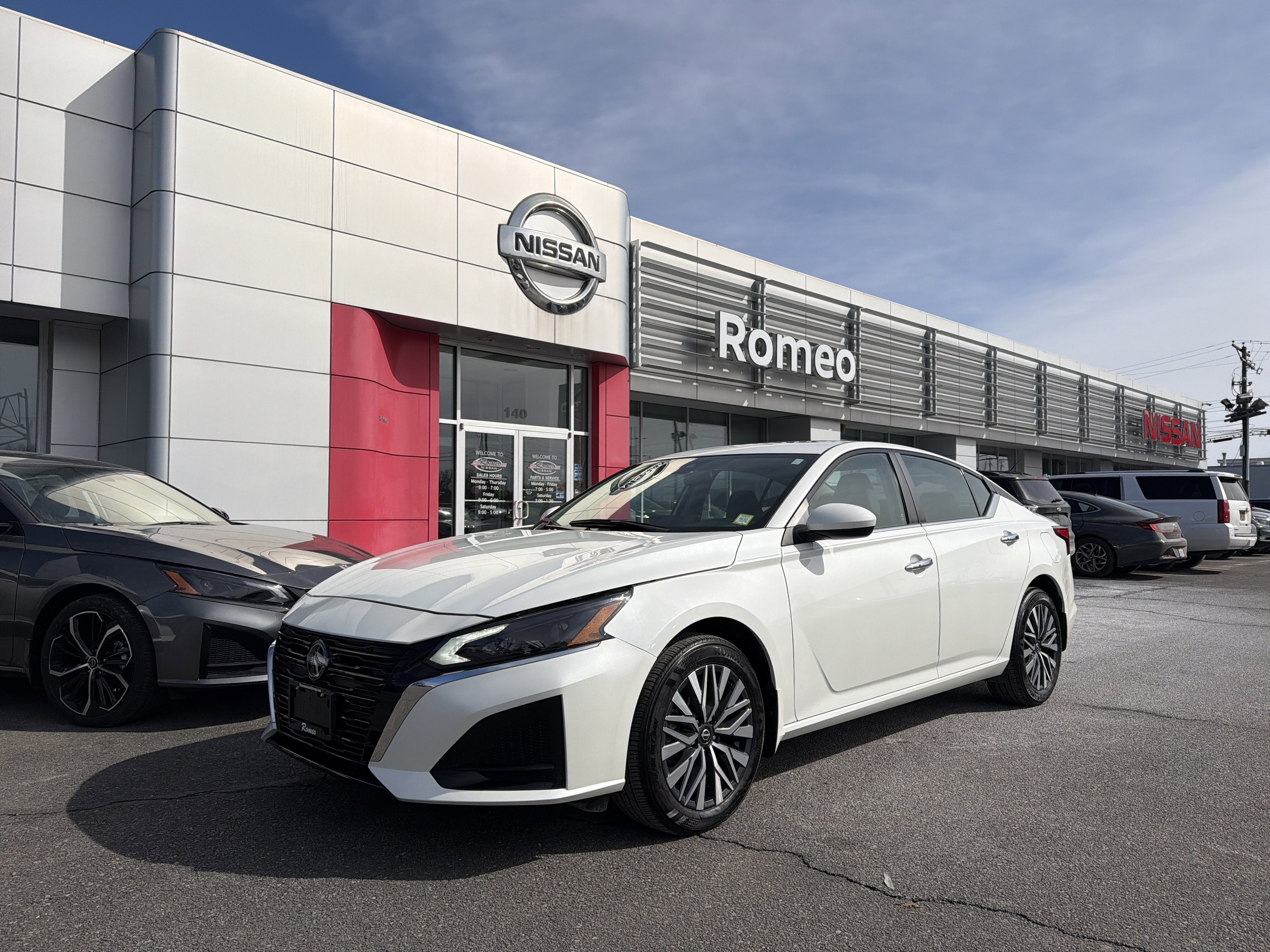 2024 Nissan Altima 2.5 SV