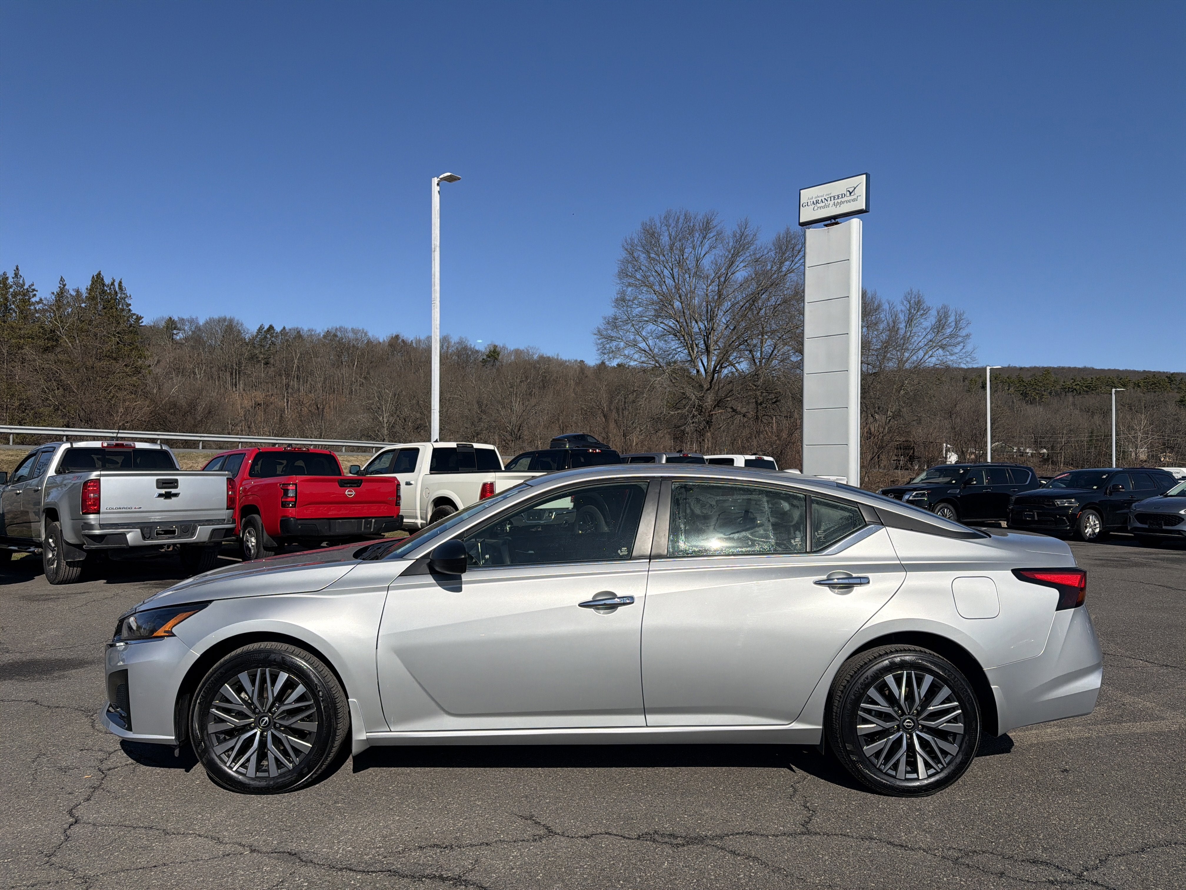 2024 Nissan Altima 2.5 SV